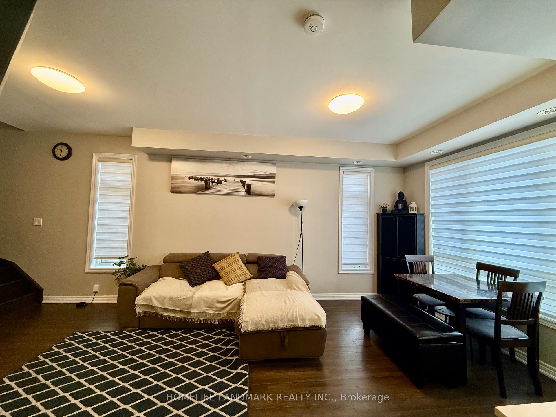 Photo 5 of Unit 20, 9601 Jane Street, Vaughan, Maple — HOMEH