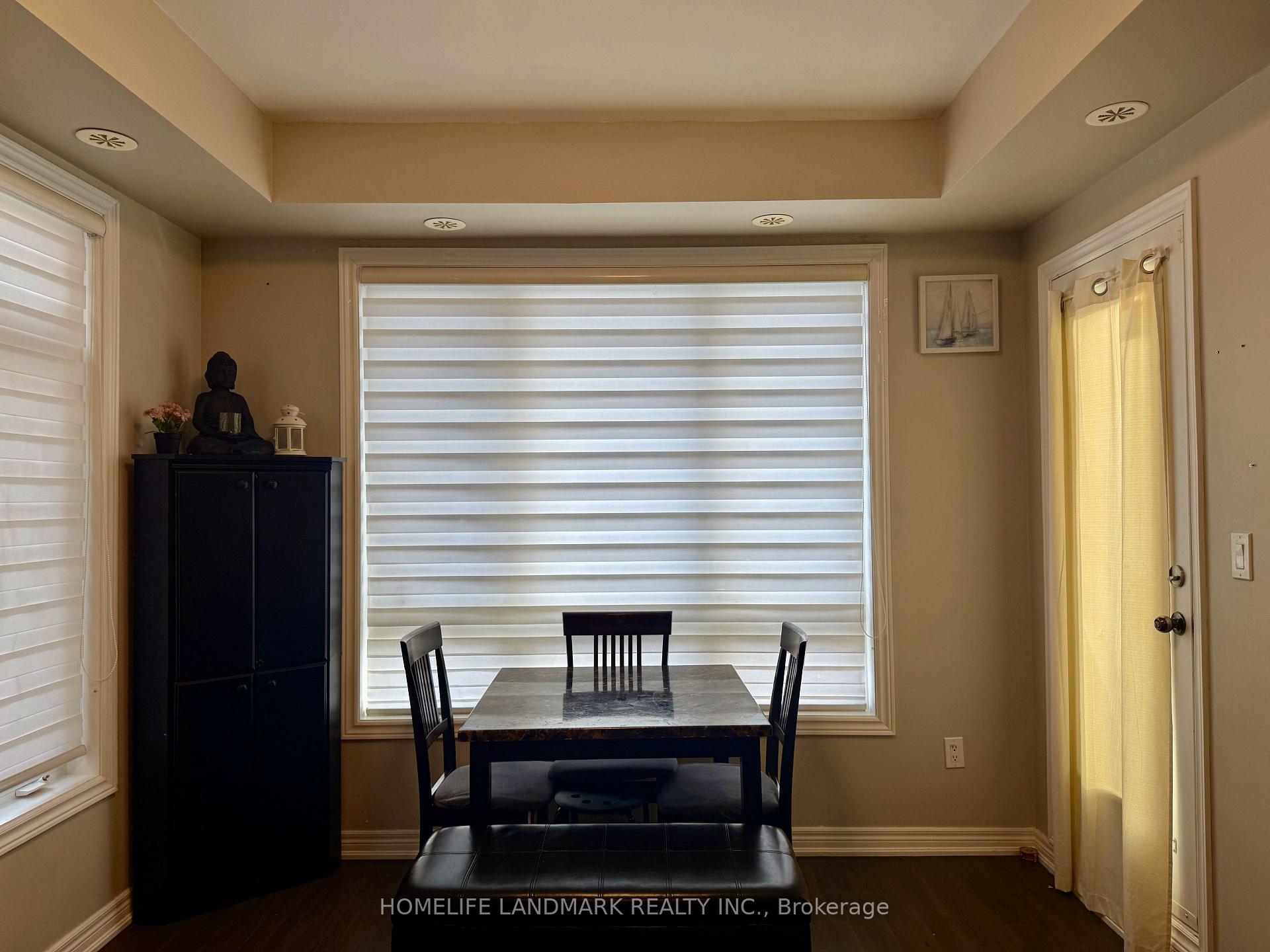 Photo 6 of Unit 20, 9601 Jane Street, Vaughan, Maple — HOMEH