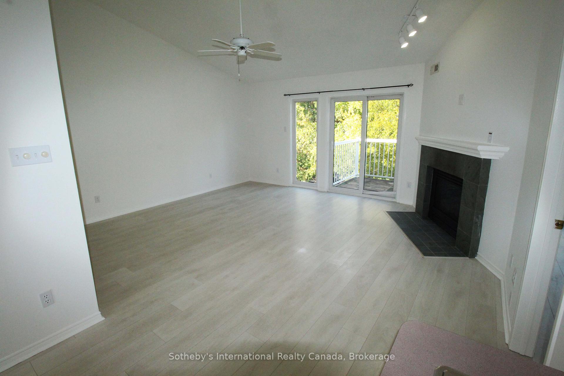 Photo 4 of 53 Trott Boulevard, Collingwood — HOMEH