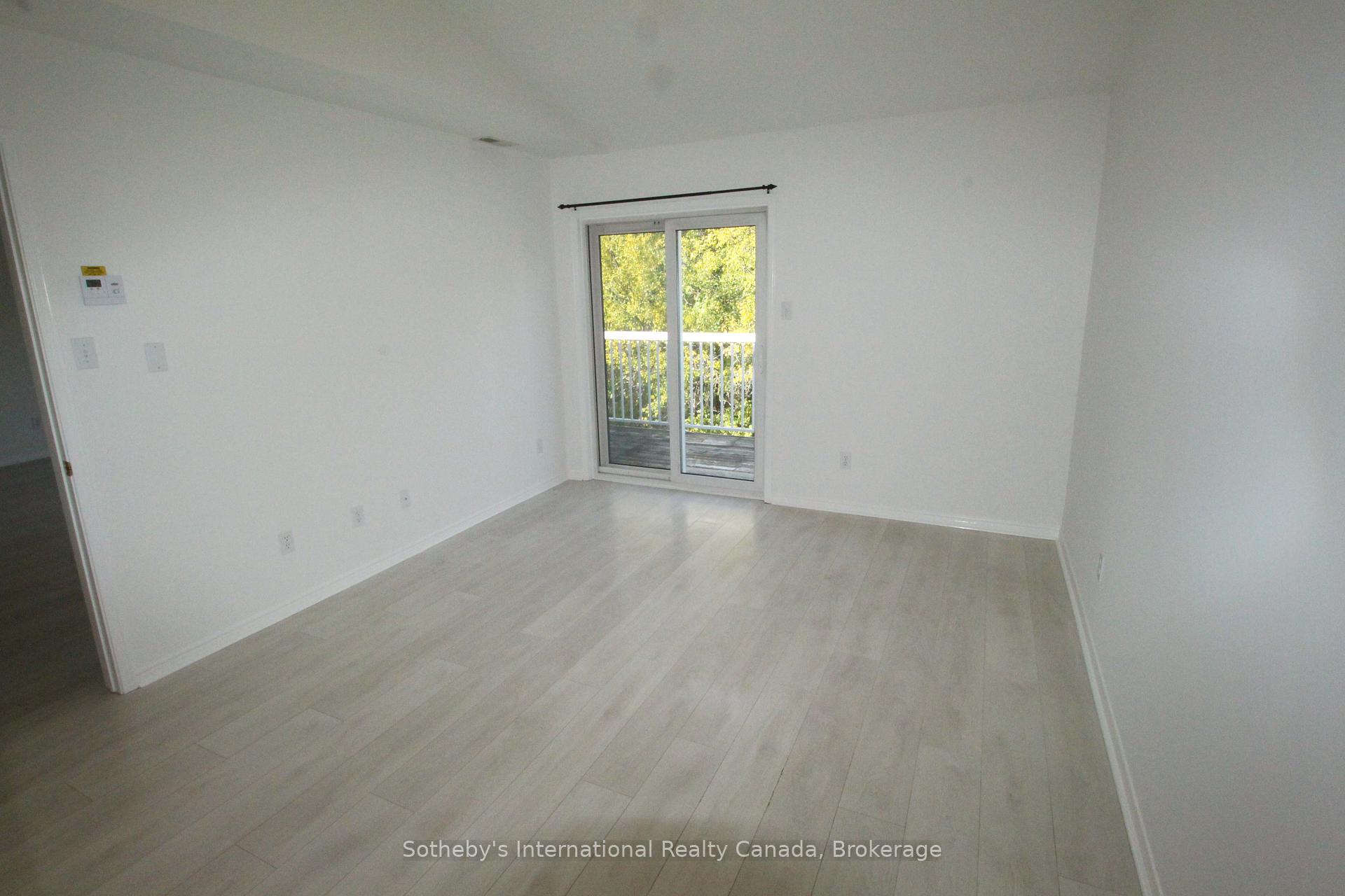 Photo 9 of 53 Trott Boulevard, Collingwood — HOMEH