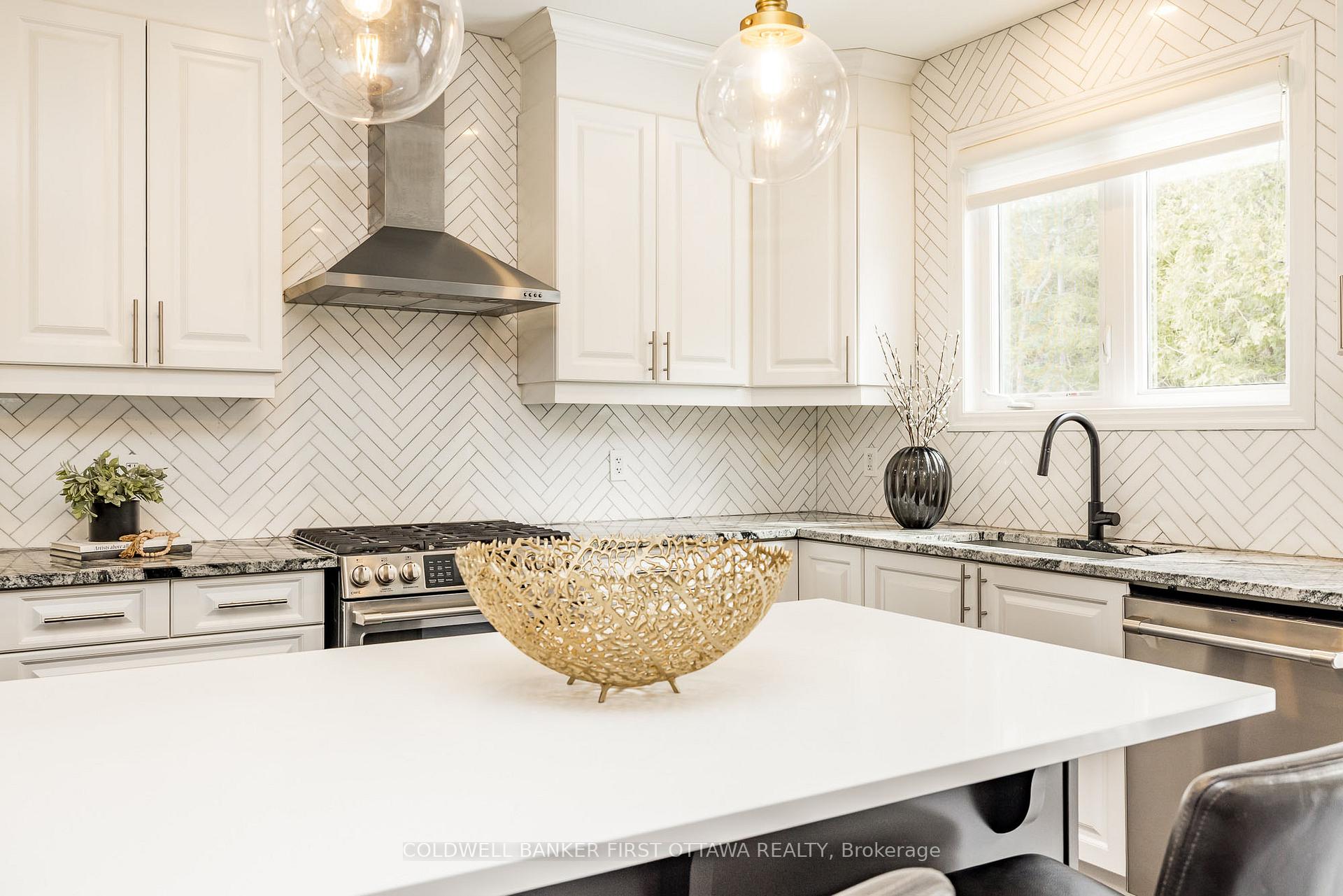 Photo 13 of 723 Campolina Way, Ottawa, Stittsville (South) — HOMEH