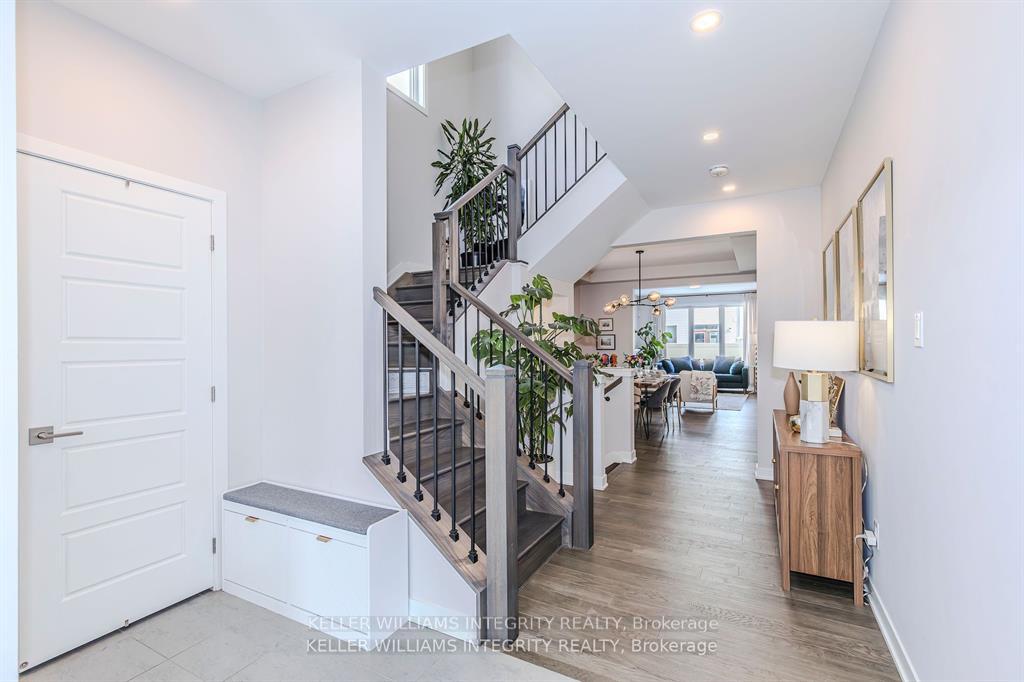 Photo 3 of 841 Derreen Avenue E, Ottawa, Stittsville (North) — HOMEH
