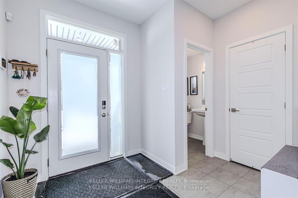 Photo 4 of 841 Derreen Avenue E, Ottawa, Stittsville (North) — HOMEH