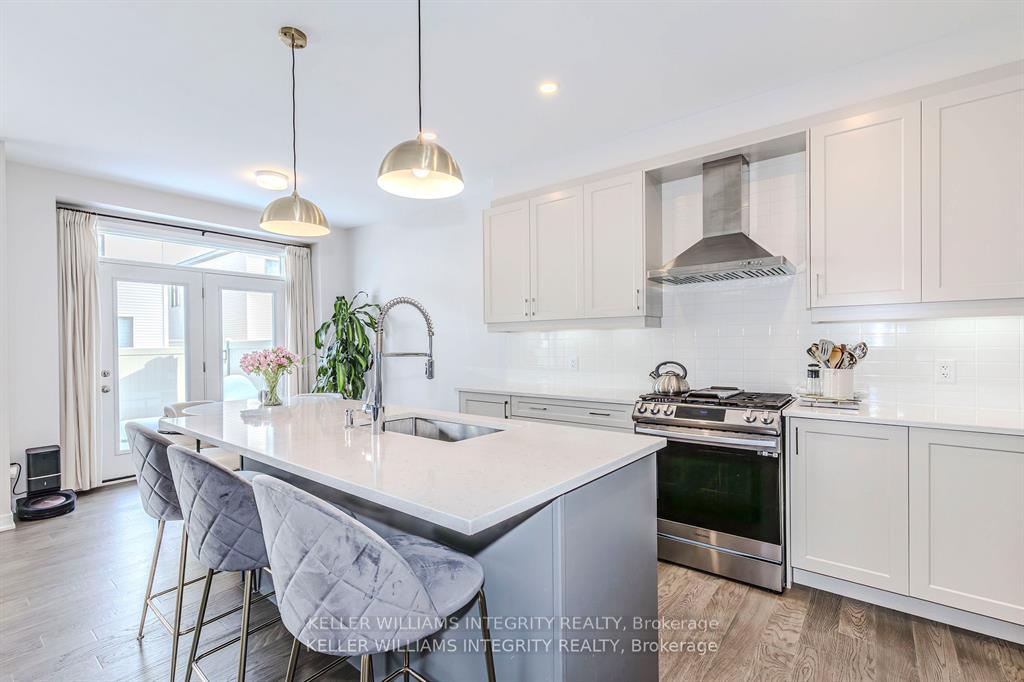 Photo 12 of 841 Derreen Avenue E, Ottawa, Stittsville (North) — HOMEH