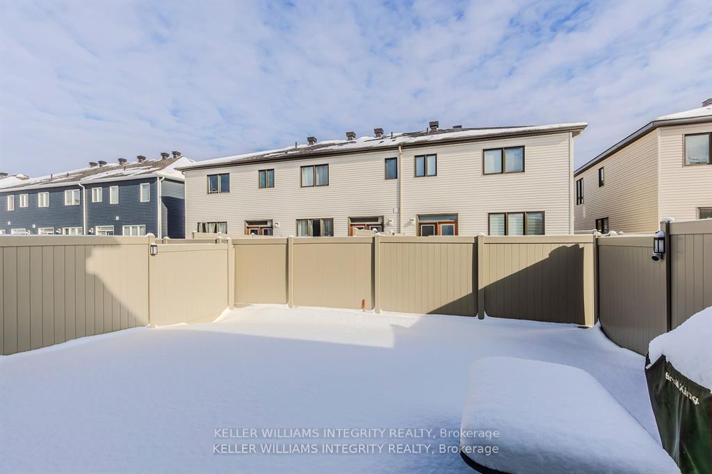Photo 29 of 841 Derreen Avenue E, Ottawa, Stittsville (North) — HOMEH