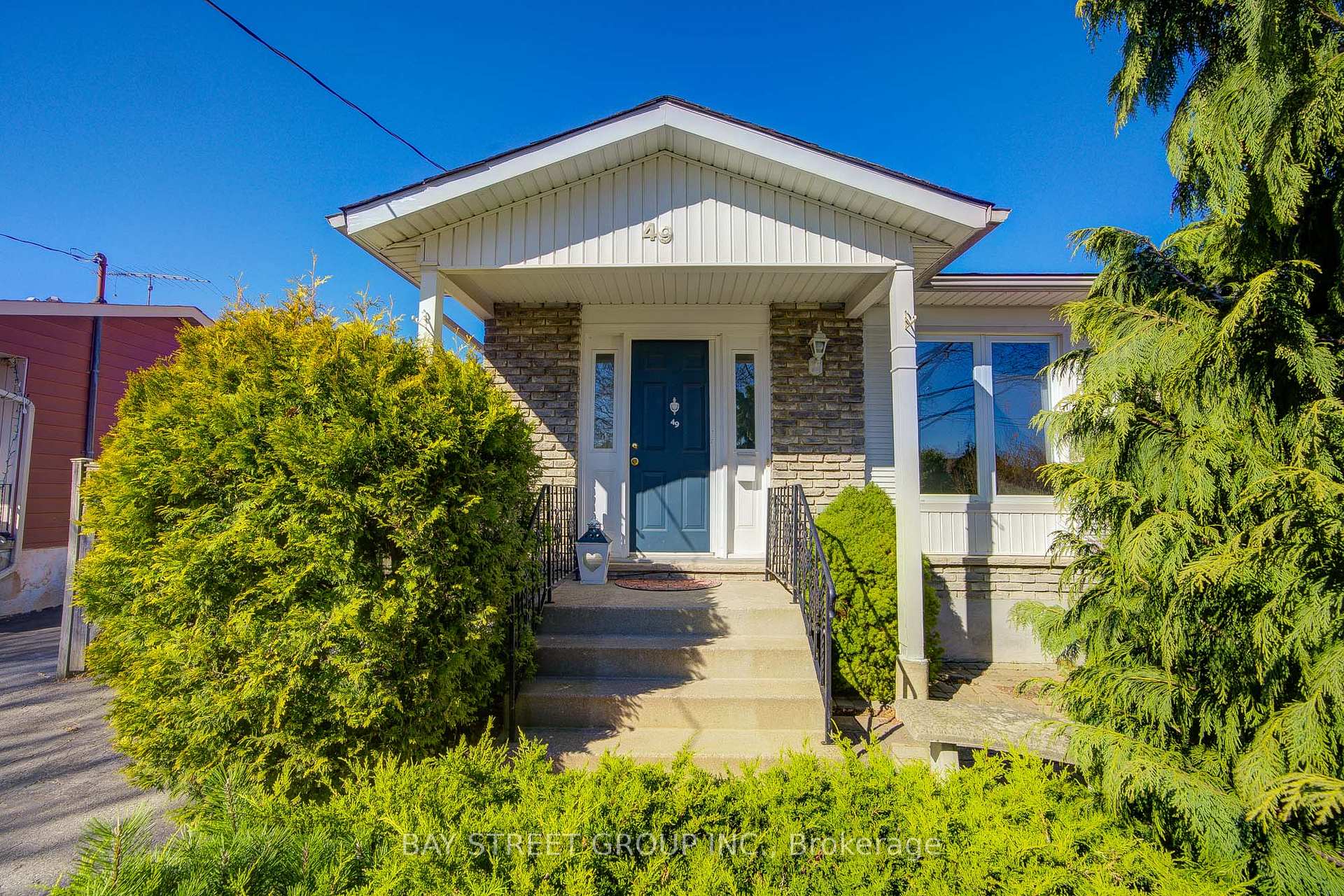 Photo 1 of 49 Allan Drive, St. Catharines, Fairview — HOMEH