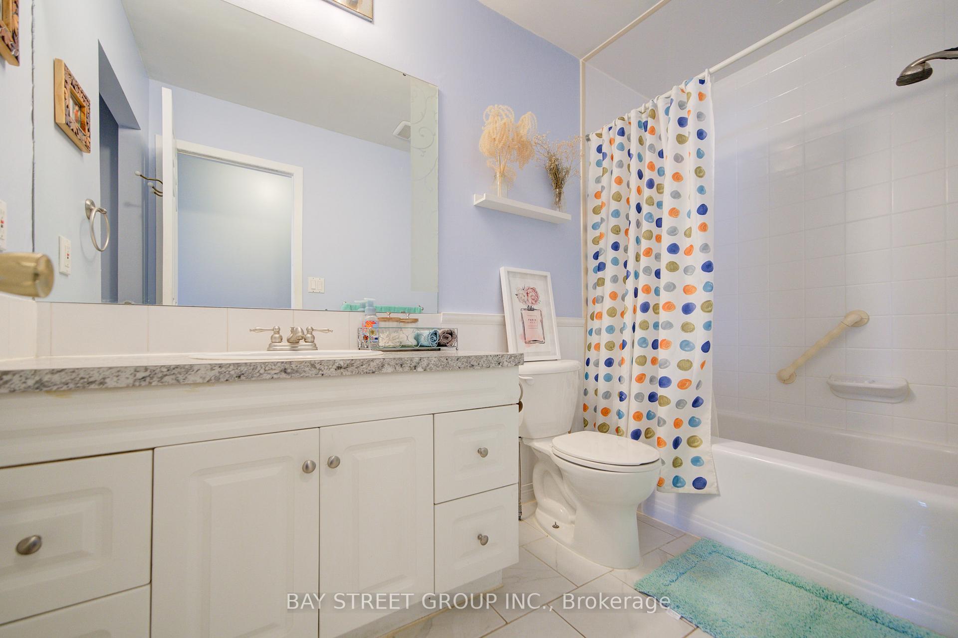 Photo 18 of 49 Allan Drive, St. Catharines, Fairview — HOMEH