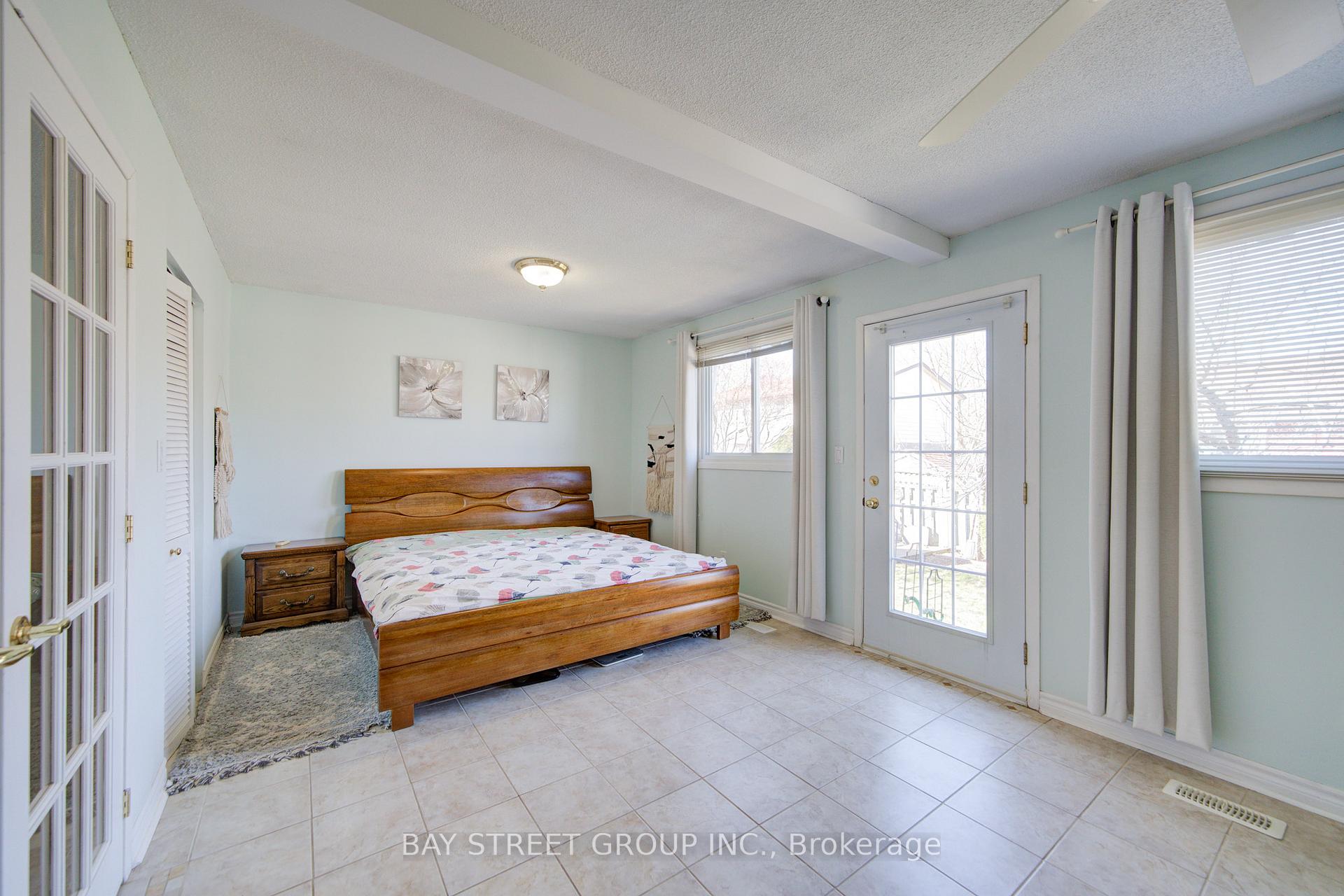 Photo 22 of 49 Allan Drive, St. Catharines, Fairview — HOMEH