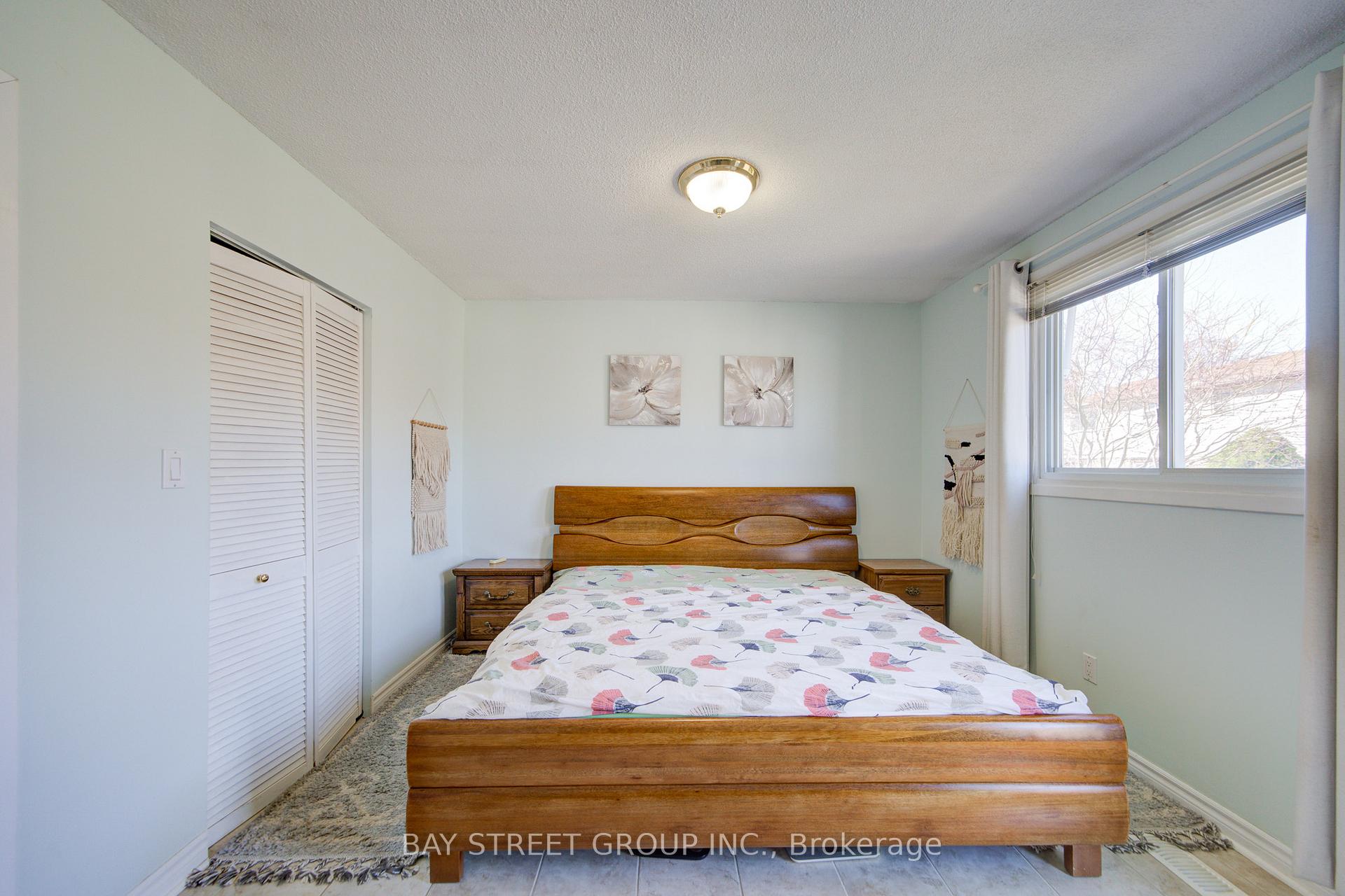 Photo 23 of 49 Allan Drive, St. Catharines, Fairview — HOMEH