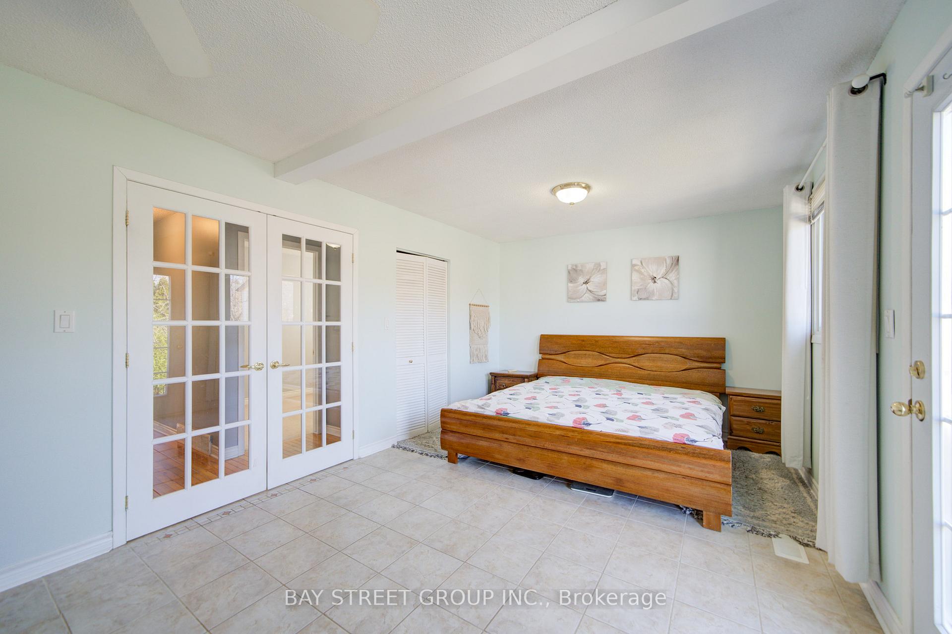 Photo 24 of 49 Allan Drive, St. Catharines, Fairview — HOMEH