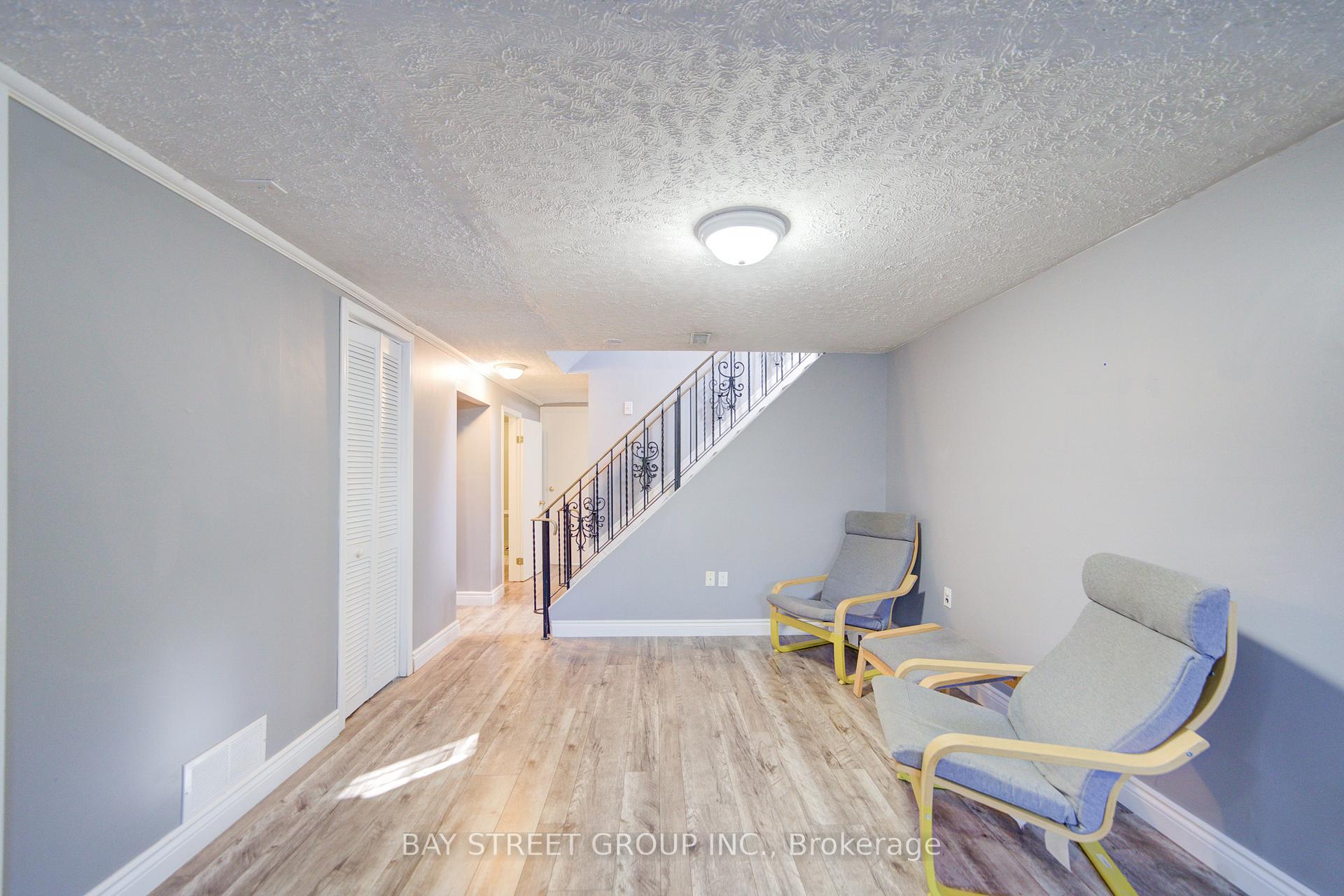 Photo 26 of 49 Allan Drive, St. Catharines, Fairview — HOMEH