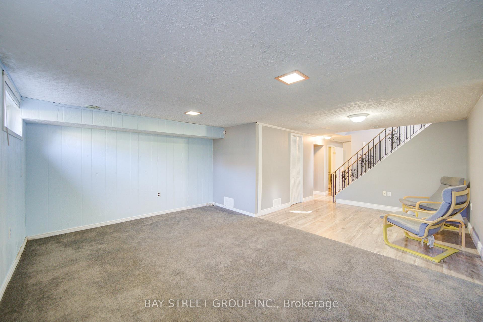 Photo 29 of 49 Allan Drive, St. Catharines, Fairview — HOMEH