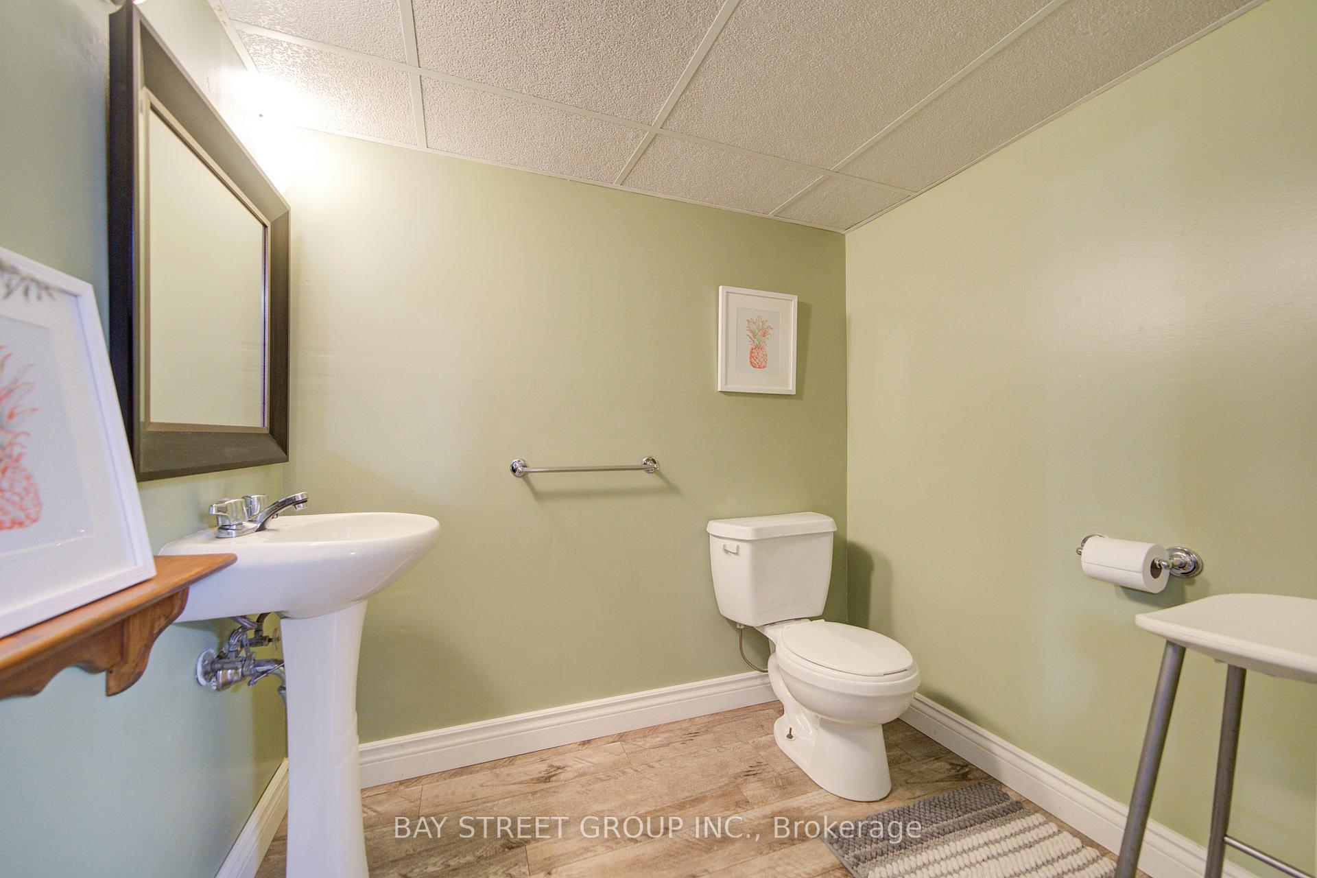 Photo 30 of 49 Allan Drive, St. Catharines, Fairview — HOMEH