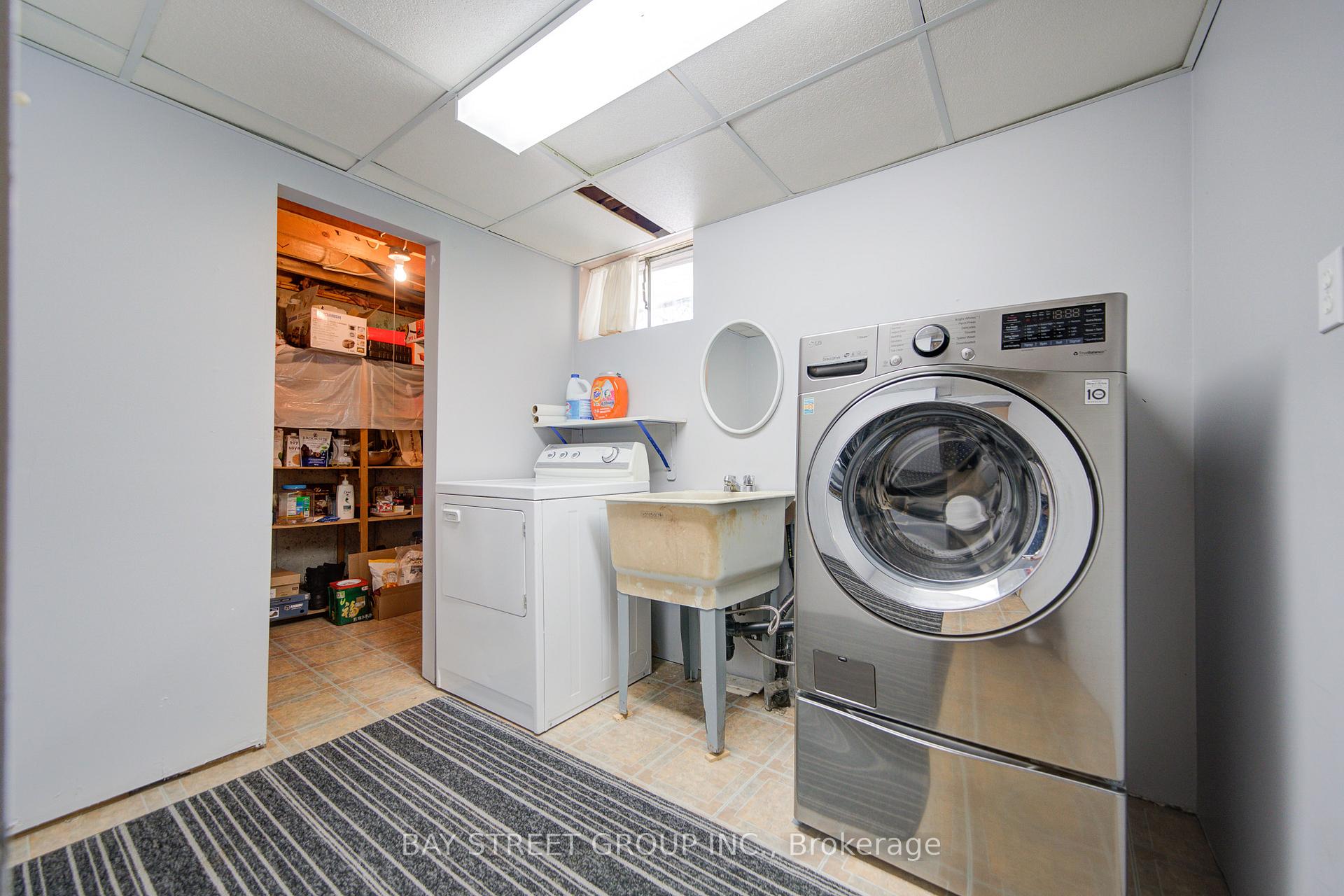 Photo 31 of 49 Allan Drive, St. Catharines, Fairview — HOMEH