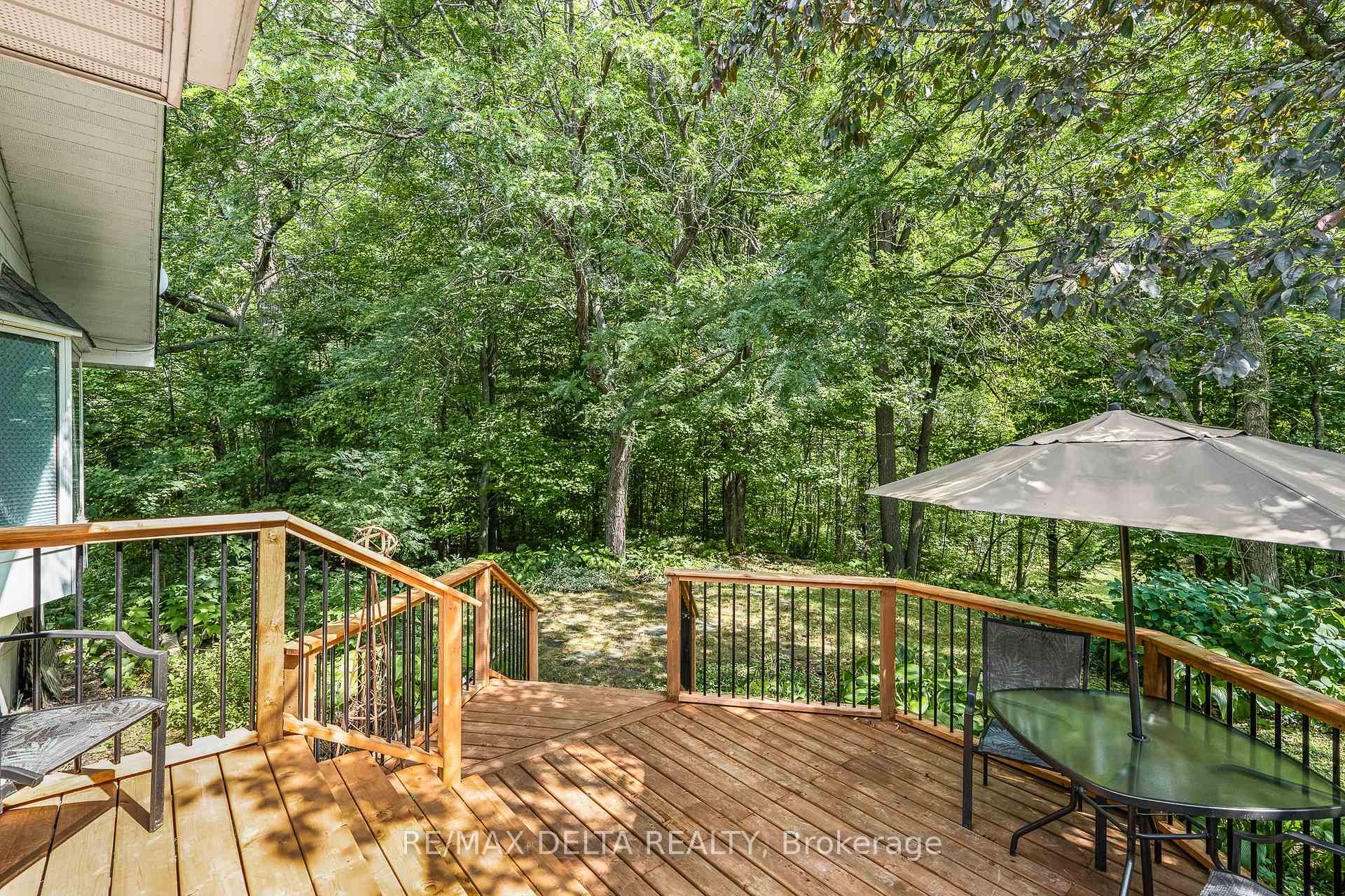 Photo 22 of 1115 Golf Club Road N, Champlain, Champlain Twp — HOMEH