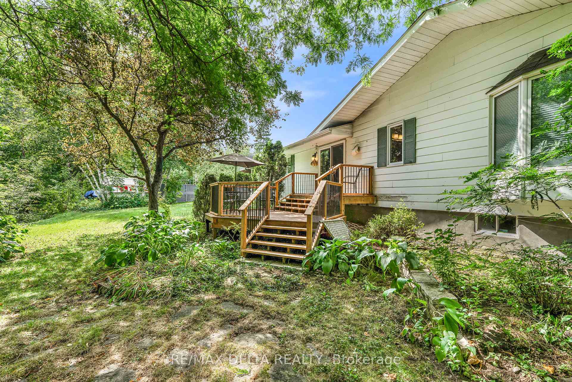 Photo 23 of 1115 Golf Club Road N, Champlain, Champlain Twp — HOMEH
