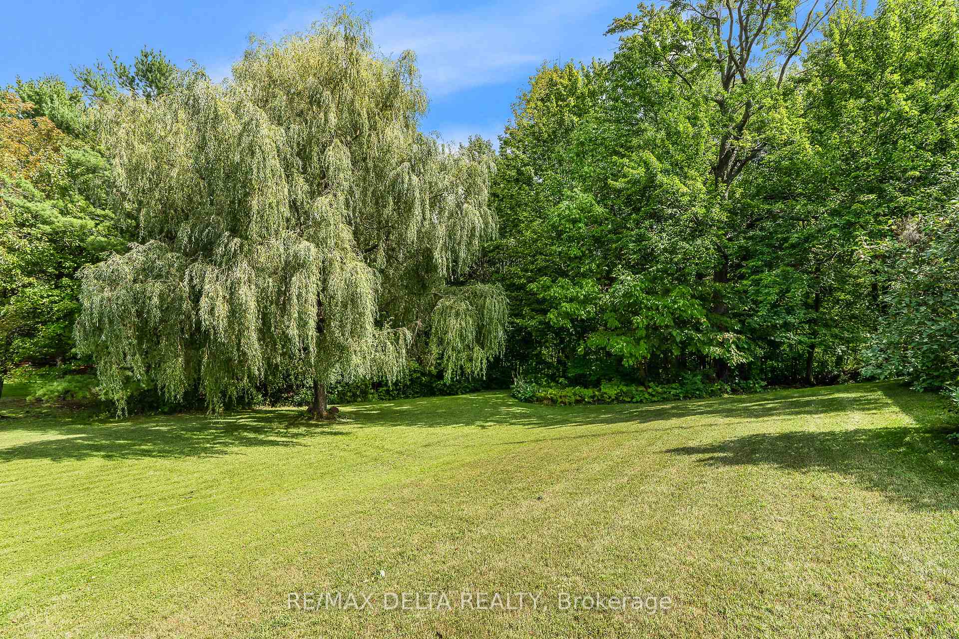 Photo 25 of 1115 Golf Club Road N, Champlain, Champlain Twp — HOMEH