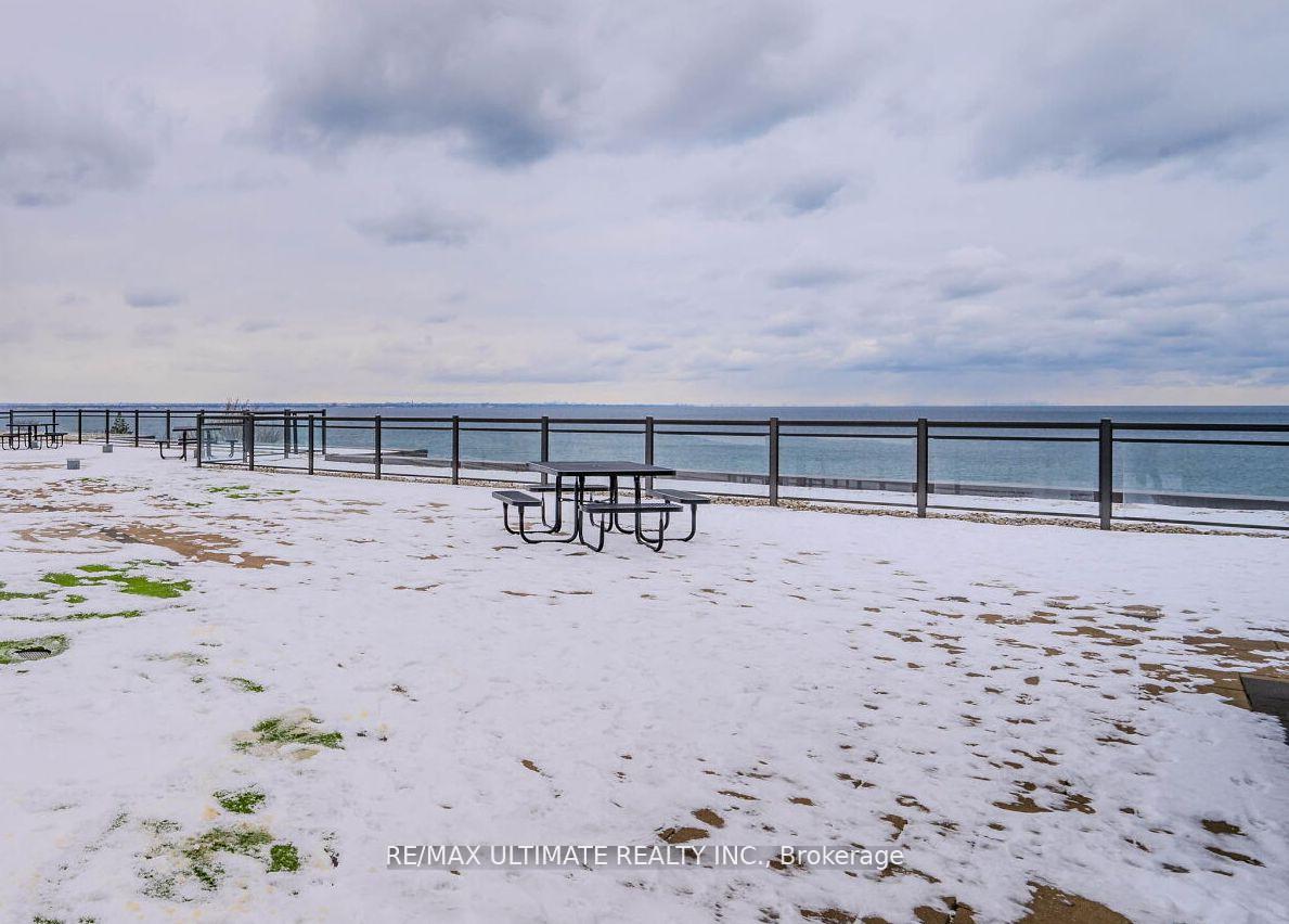 Photo 28 of Unit 214, 35 Southshore Crescent, Hamilton, Lakeshore — HOMEH