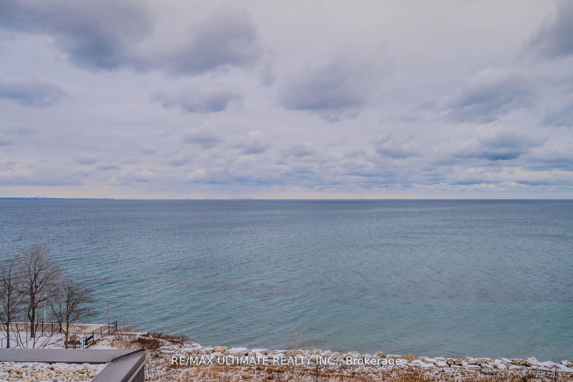 Photo 30 of Unit 214, 35 Southshore Crescent, Hamilton, Lakeshore — HOMEH