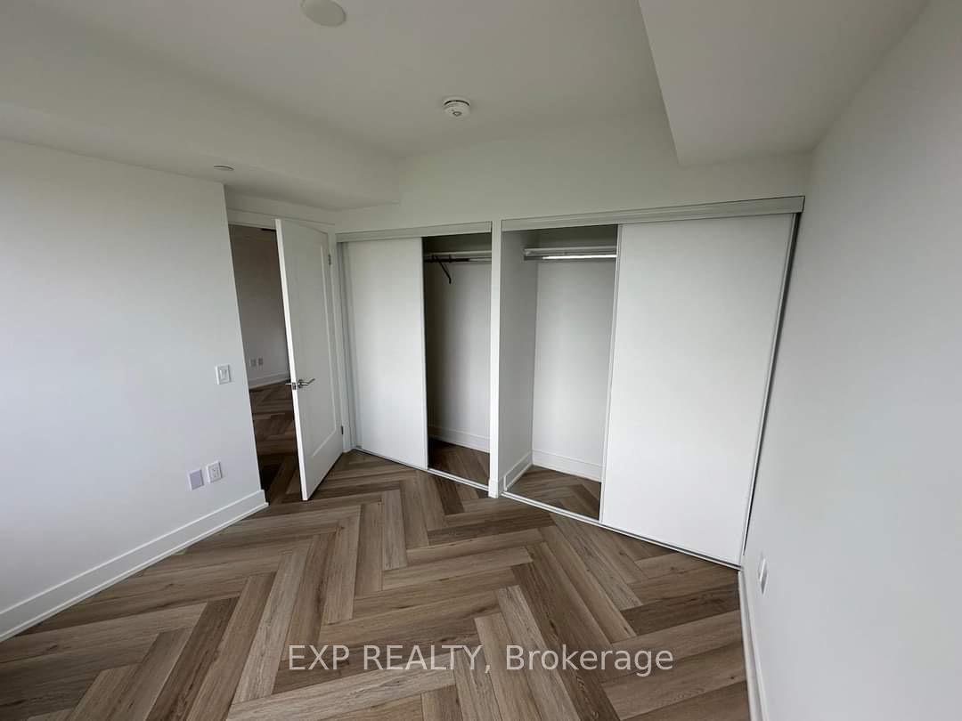 Photo 5 of Unit 1609, 8 Cedarland Drive, Markham, Unionville — HOMEH