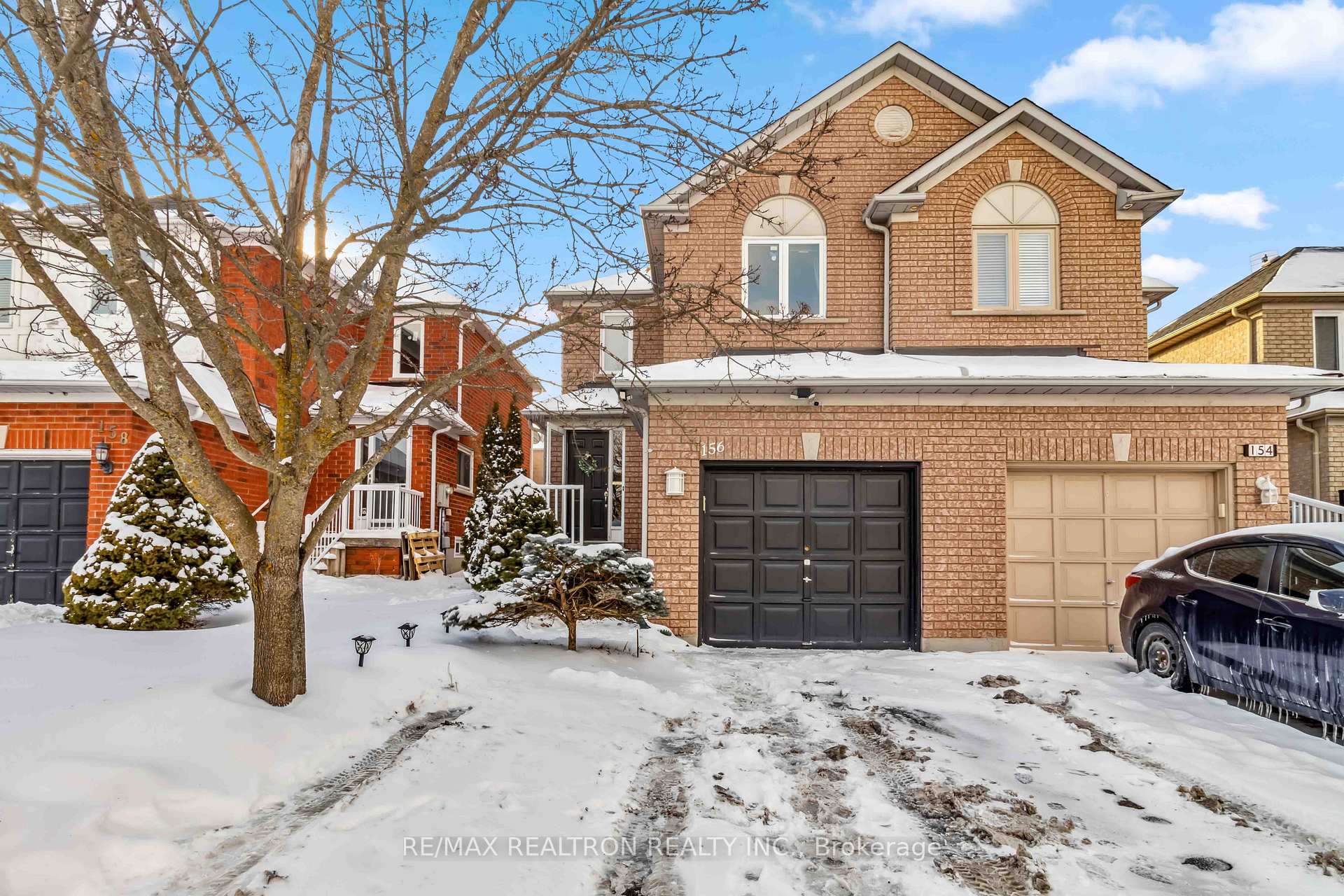 Photo 1 of 156 Primeau Drive E, Aurora, Aurora Grove — HOMEH