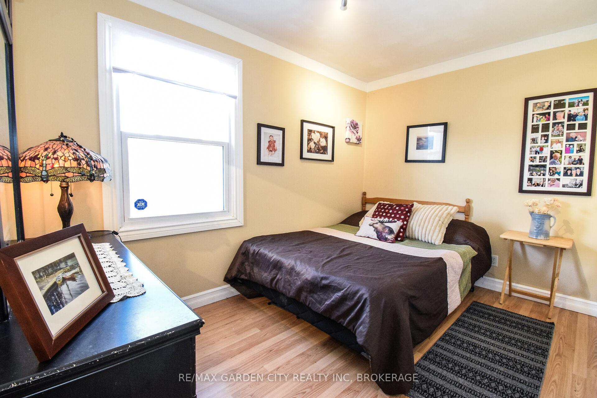 Photo 17 of 12 Blain Place, St. Catharines, E. Chester — HOMEH