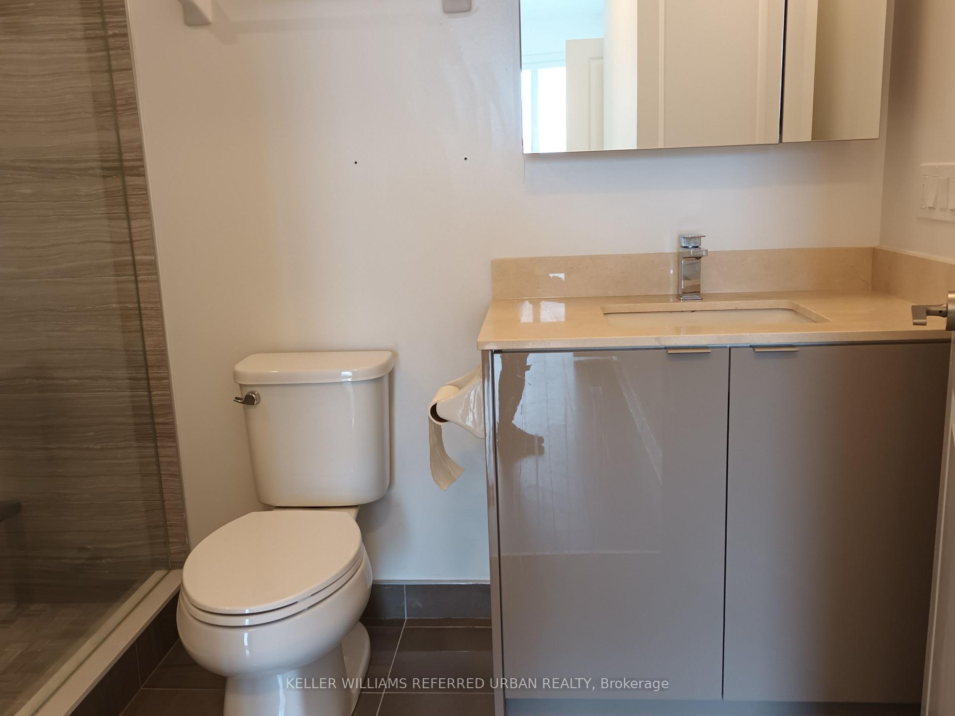 Photo 14 of Unit 221, 100 Eagle Rock Way, Vaughan, Maple — HOMEH