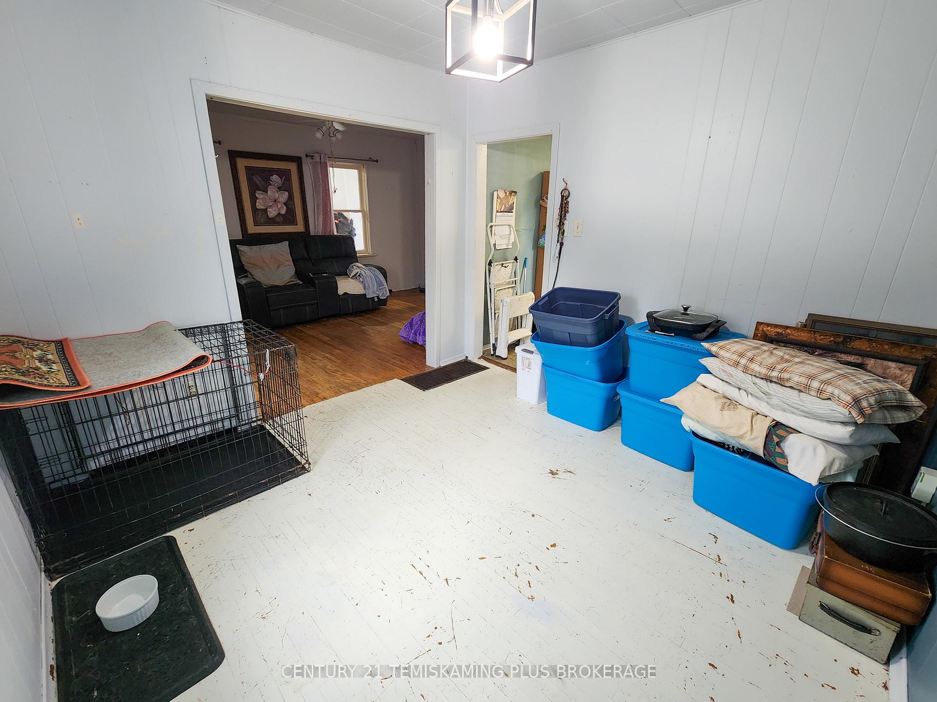 Photo 14 of 26 Sixth Avenue, Englehart — HOMEH