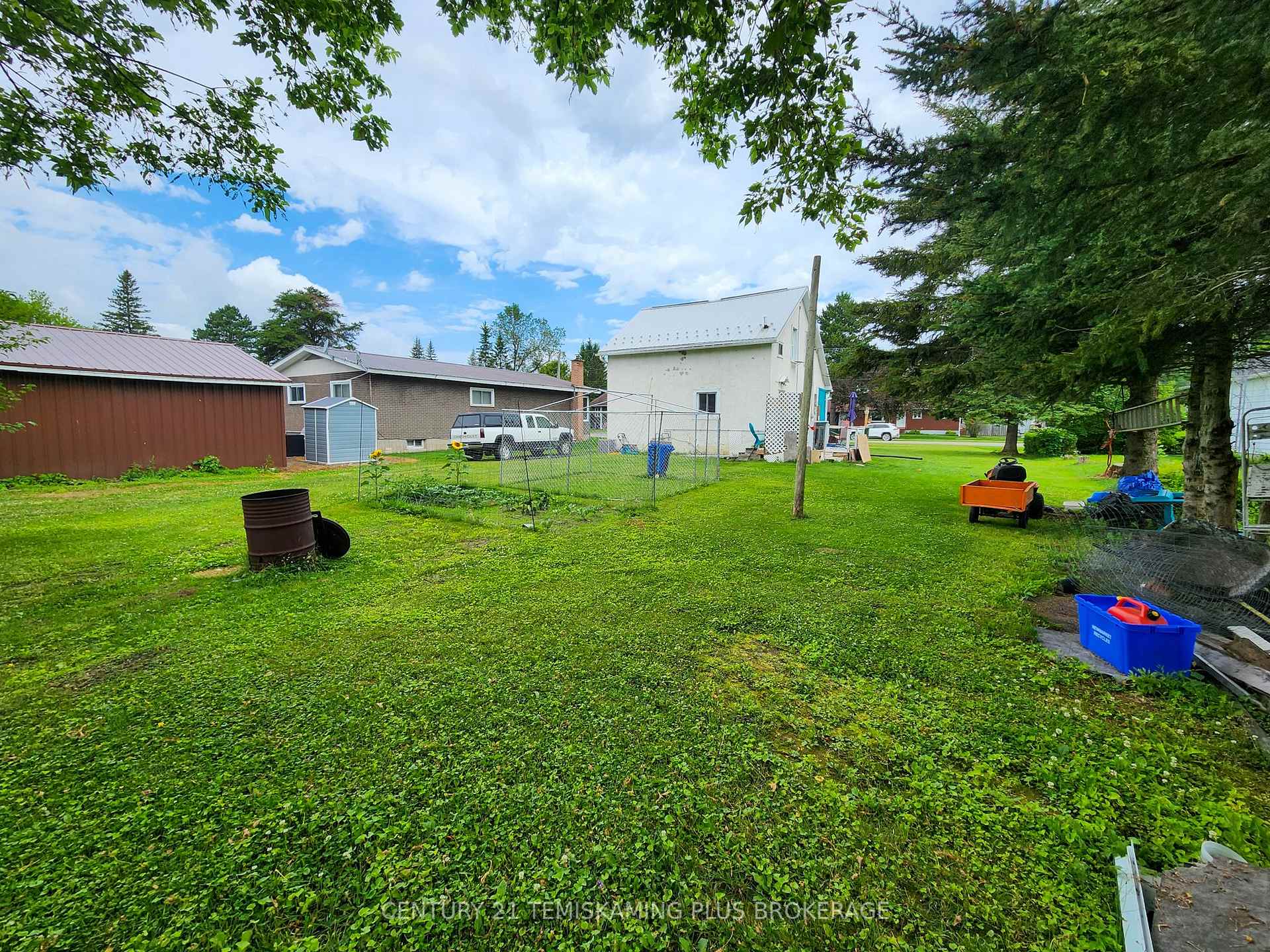 Photo 31 of 26 Sixth Avenue, Englehart — HOMEH