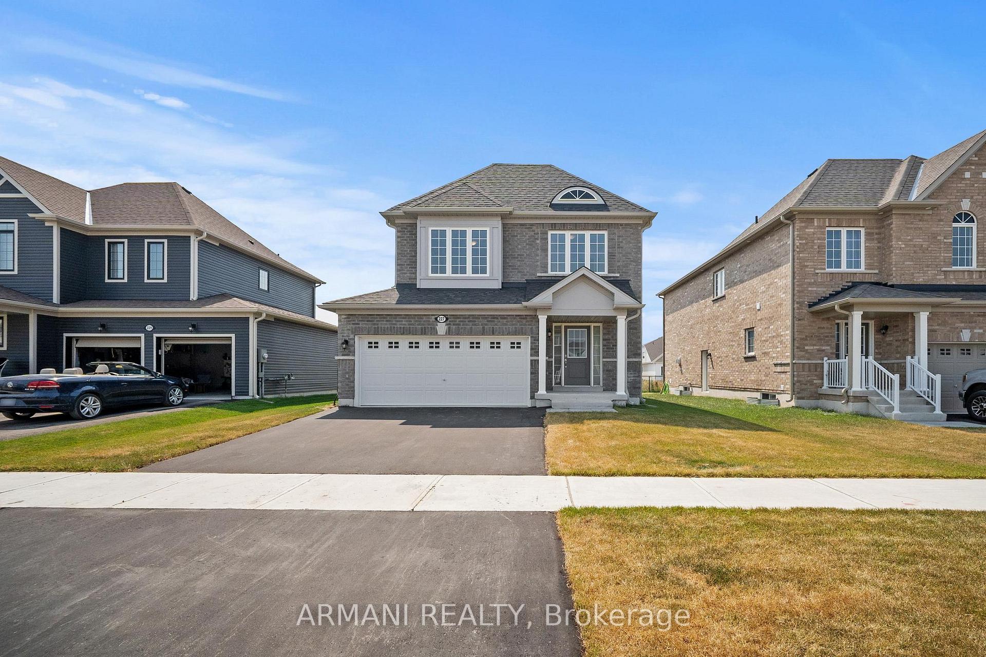 Photo 1 of 227 Mckenzie Drive, Clearview, Stayner — HOMEH