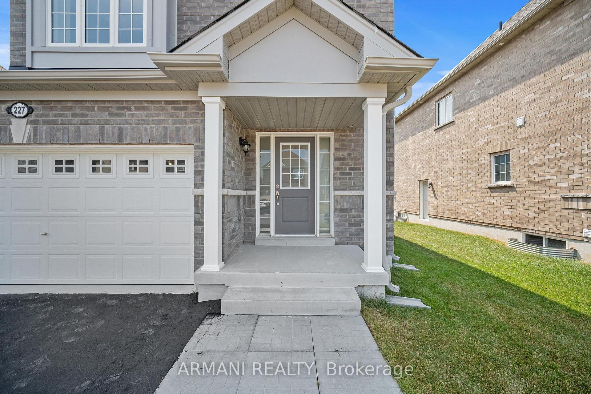 Photo 4 of 227 Mckenzie Drive, Clearview, Stayner — HOMEH