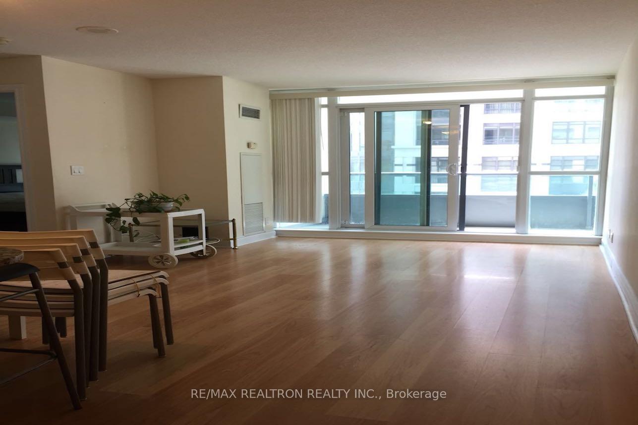 Photo 2 of Unit 205, 30 Clegg Road, Markham, Unionville — HOMEH
