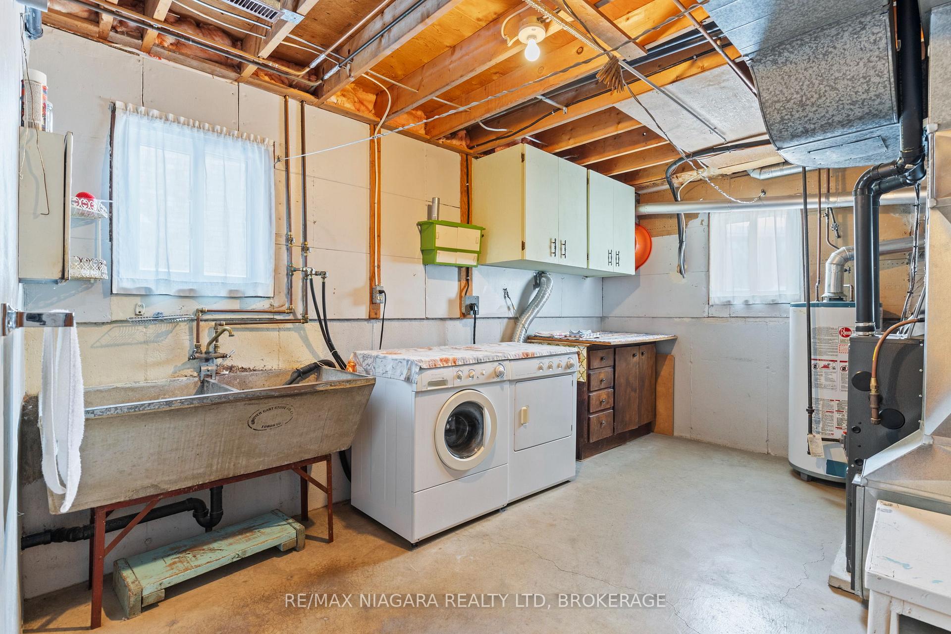 Photo 50 of 51 Royal Oak Drive, St. Catharines, Martindale Pond — HOMEH