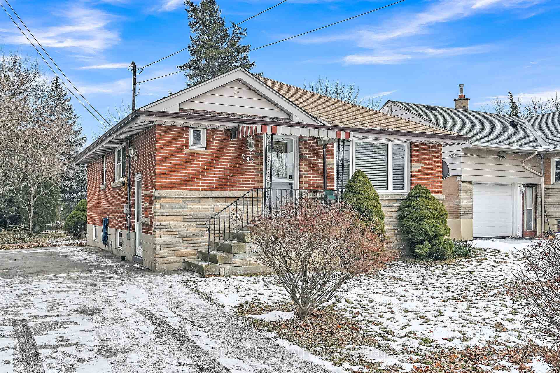 Photo 1 of 297 East 36th Street, Hamilton, Macassa — HOMEH
