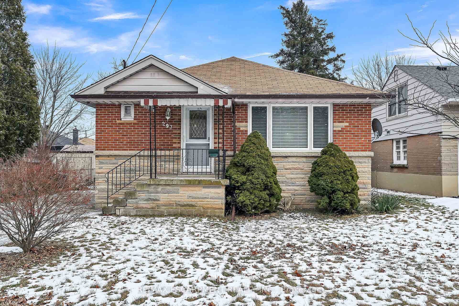 Photo 4 of 297 East 36th Street, Hamilton, Macassa — HOMEH