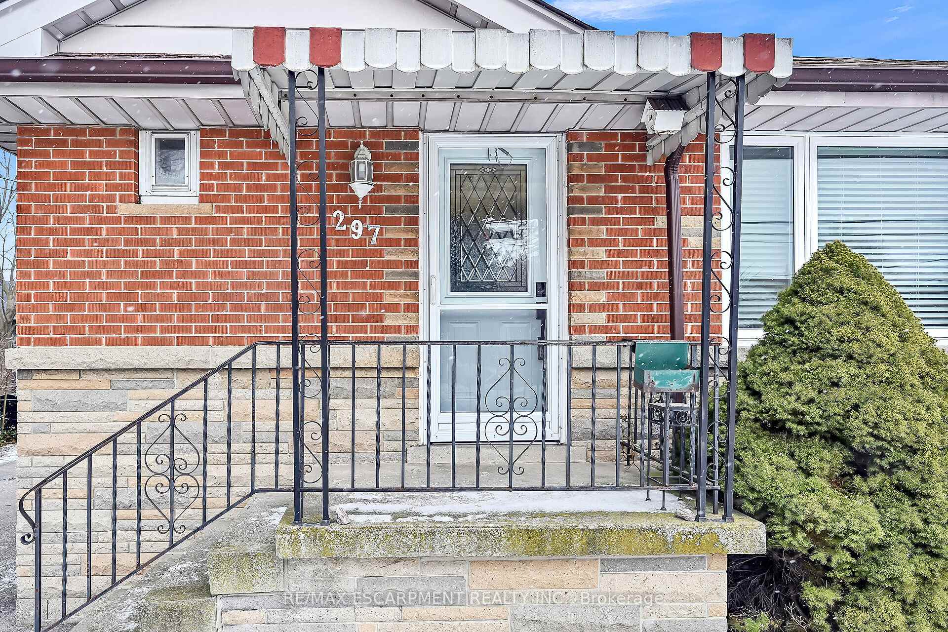 Photo 5 of 297 East 36th Street, Hamilton, Macassa — HOMEH