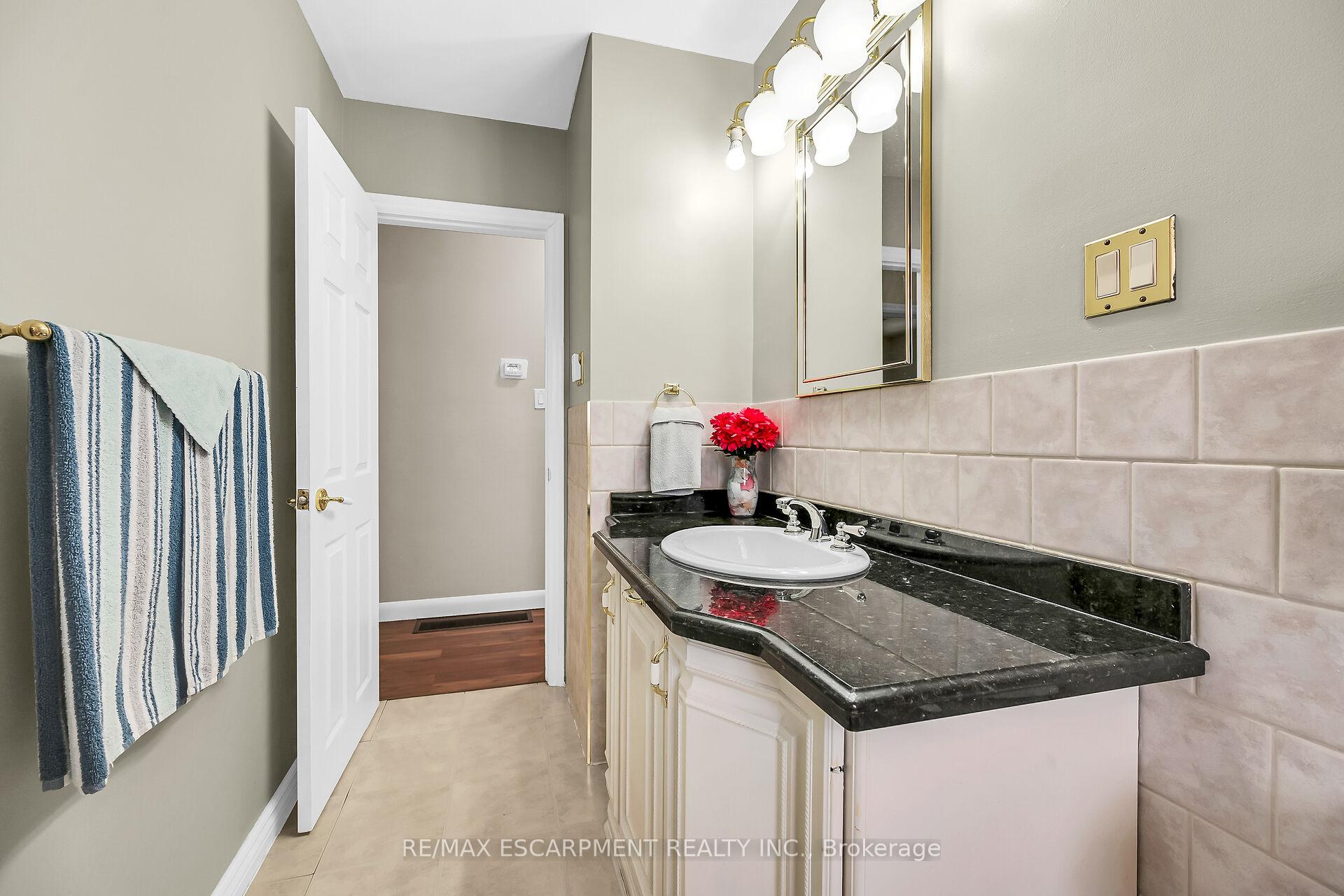 Photo 19 of 297 East 36th Street, Hamilton, Macassa — HOMEH
