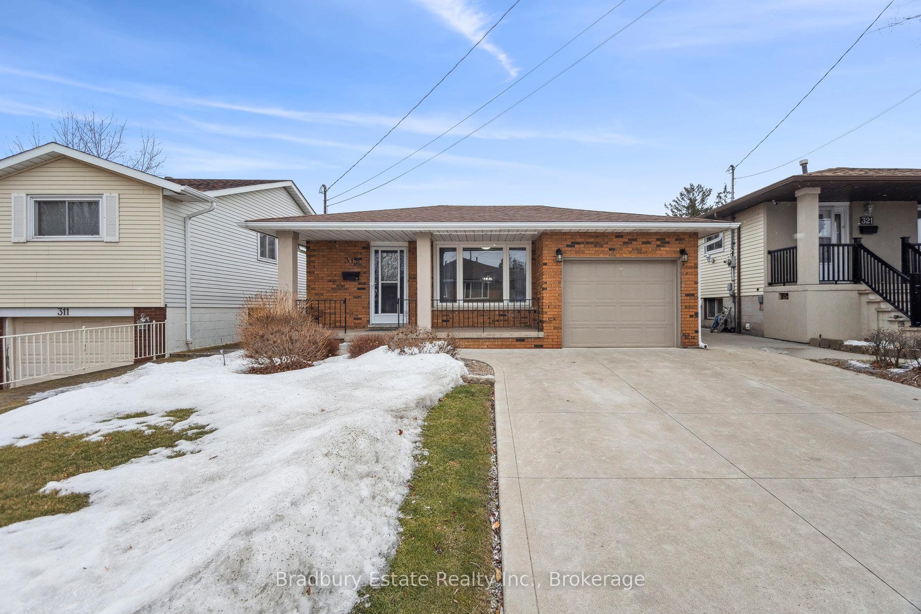 Photo 1 of 315 Berkindale Drive, Hamilton, Riverdale — HOMEH