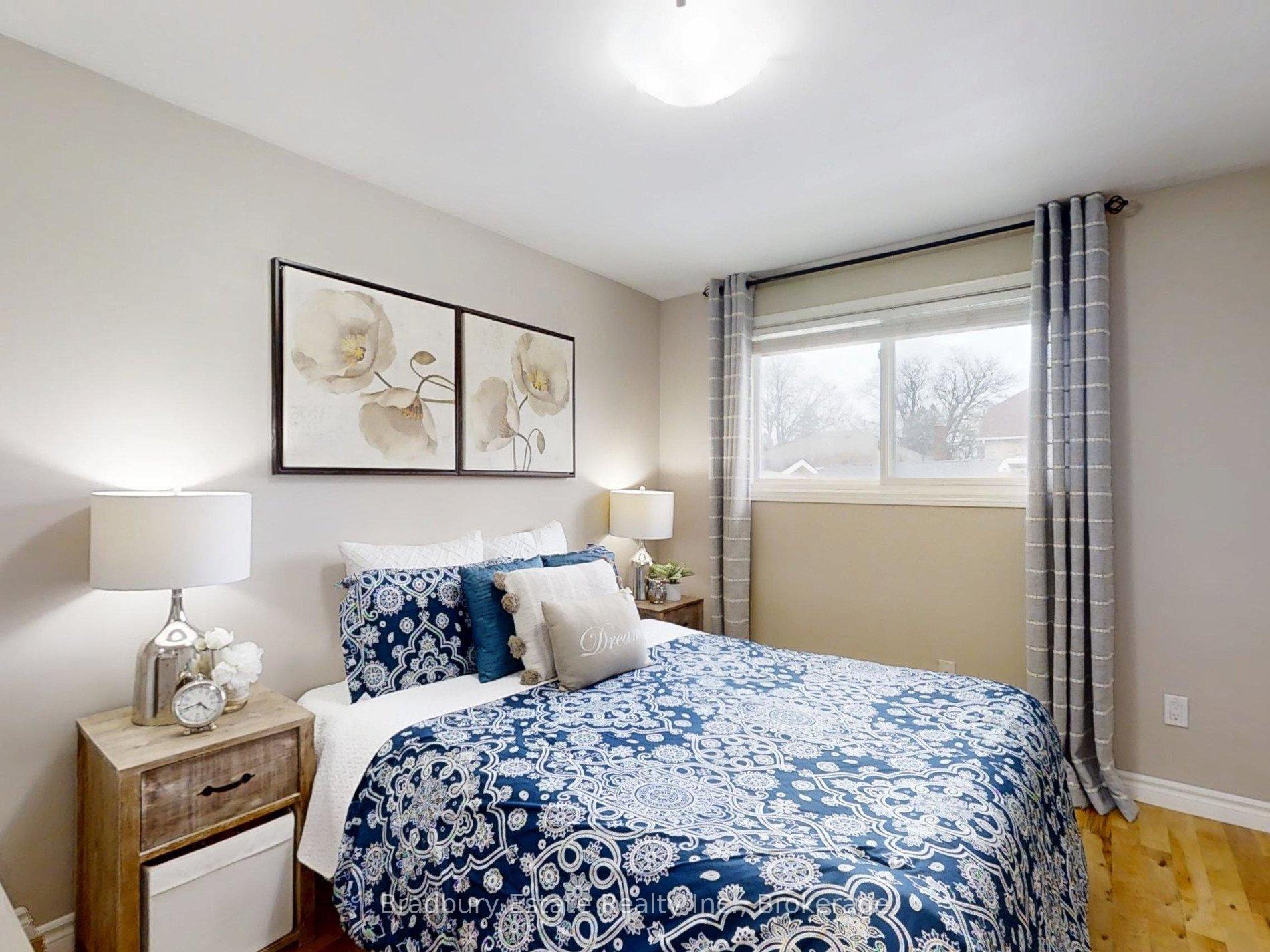 Photo 9 of 315 Berkindale Drive, Hamilton, Riverdale — HOMEH