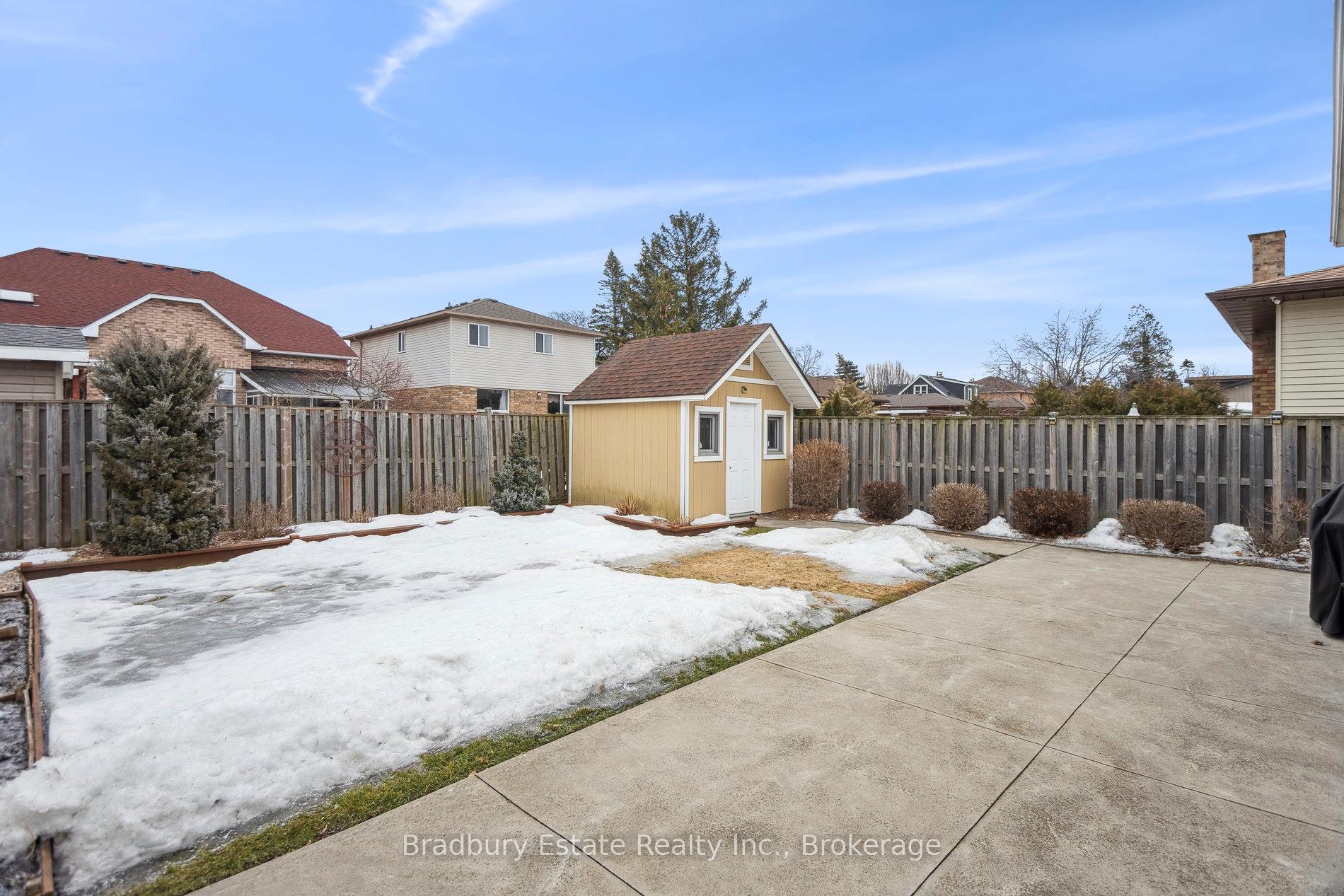 Photo 20 of 315 Berkindale Drive, Hamilton, Riverdale — HOMEH