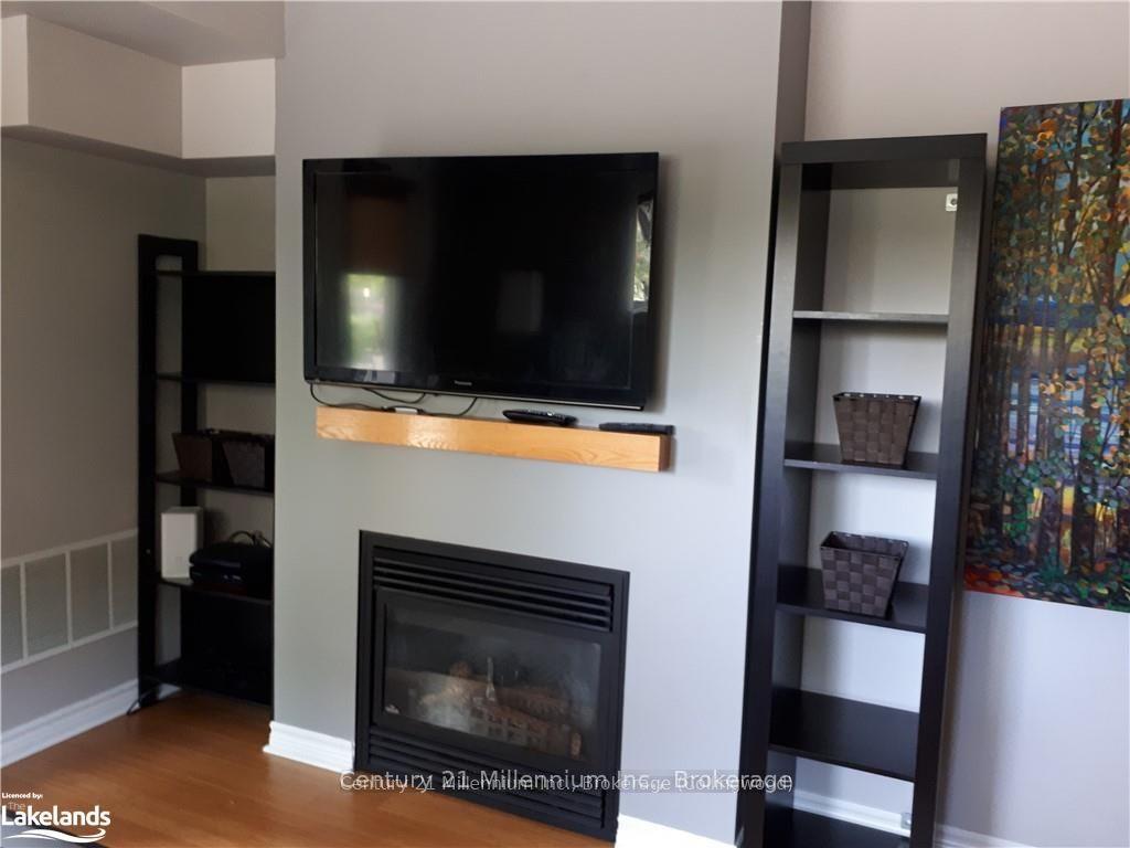 Photo 12 of Unit 101, 1 Brandy Lane Drive, Collingwood — HOMEH