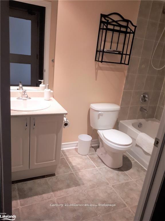 Photo 16 of Unit 101, 1 Brandy Lane Drive, Collingwood — HOMEH