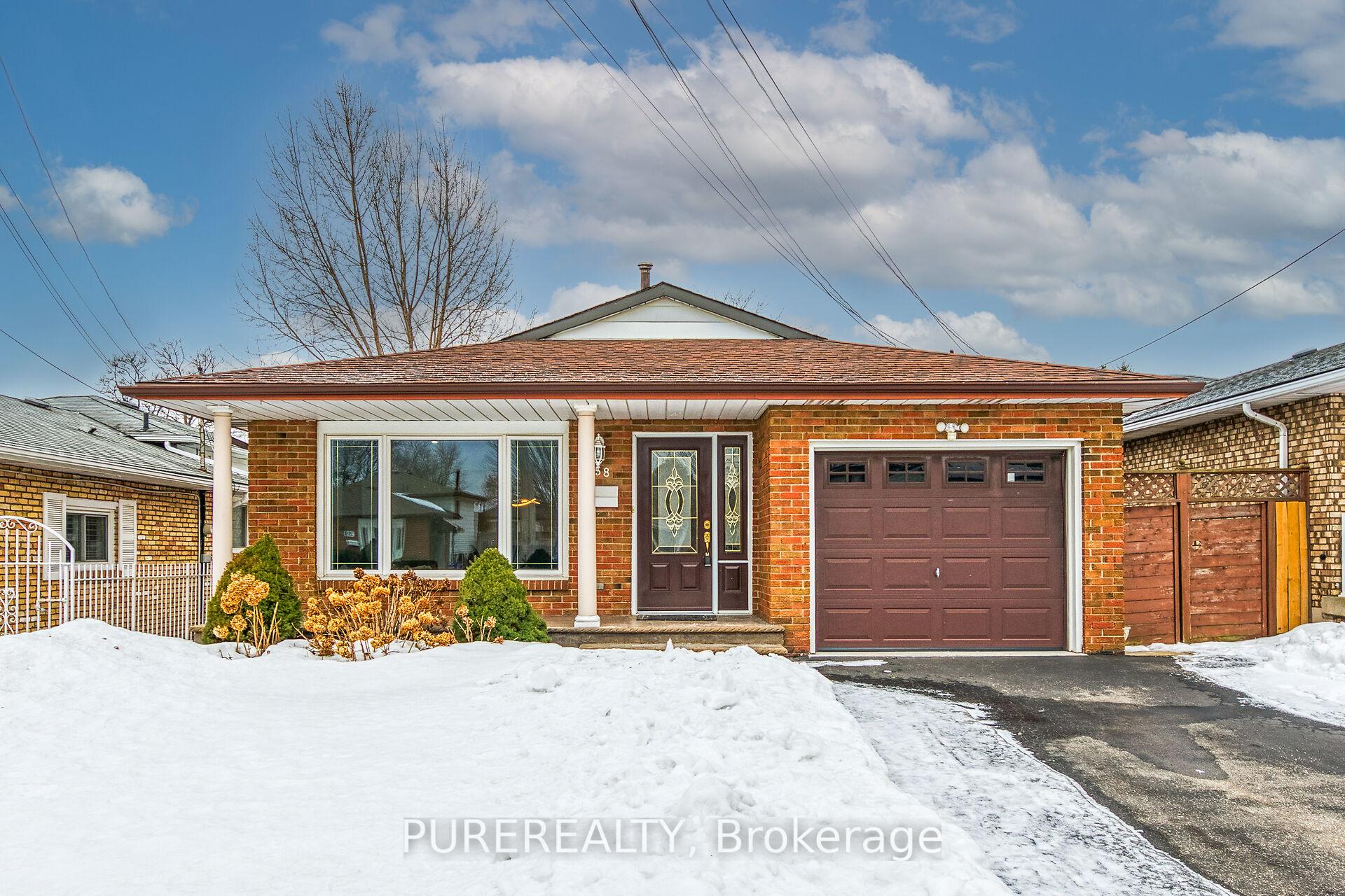Photo 2 of 58 Quaker Crescent, Hamilton, Quinndale — HOMEH
