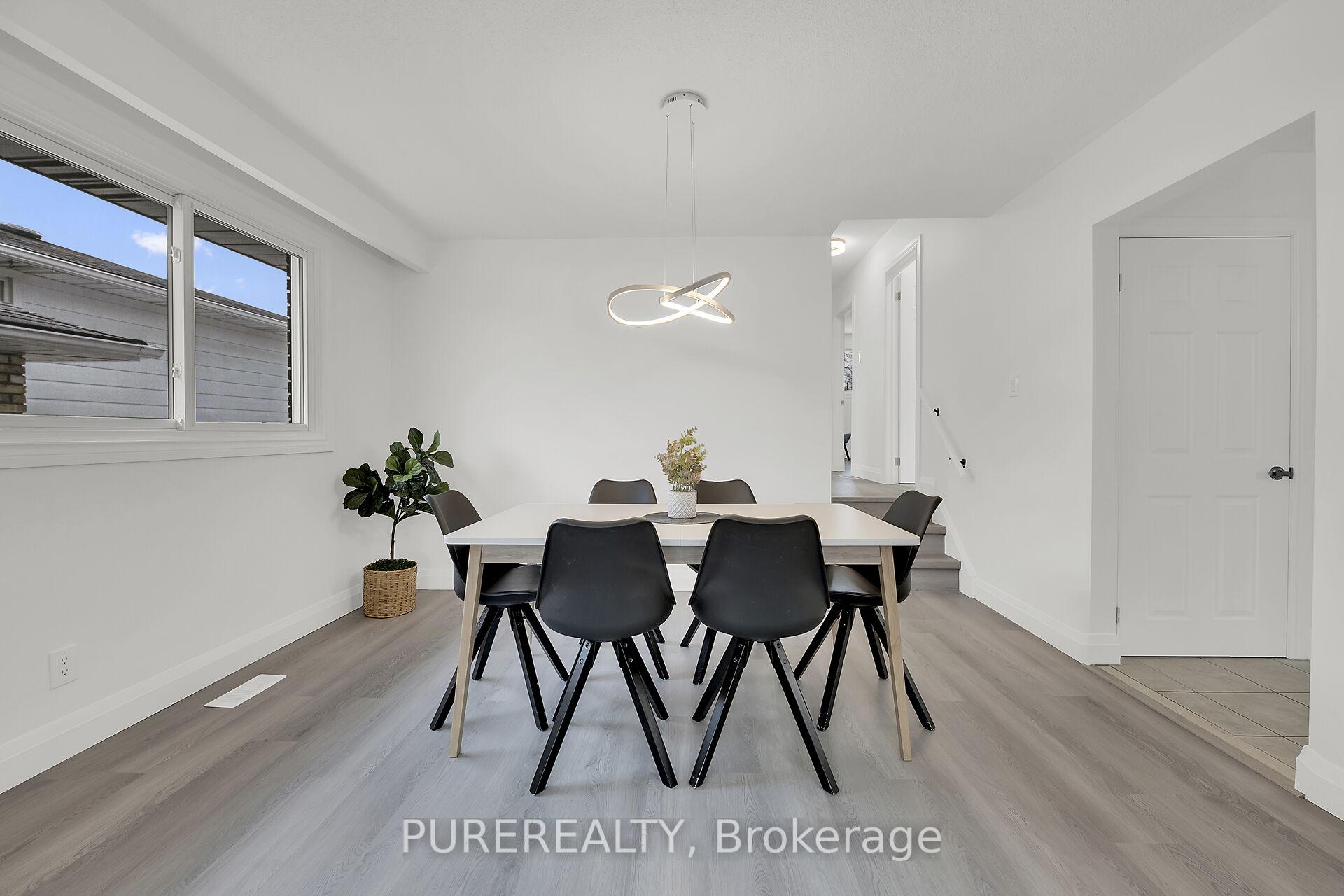 Photo 10 of 58 Quaker Crescent, Hamilton, Quinndale — HOMEH