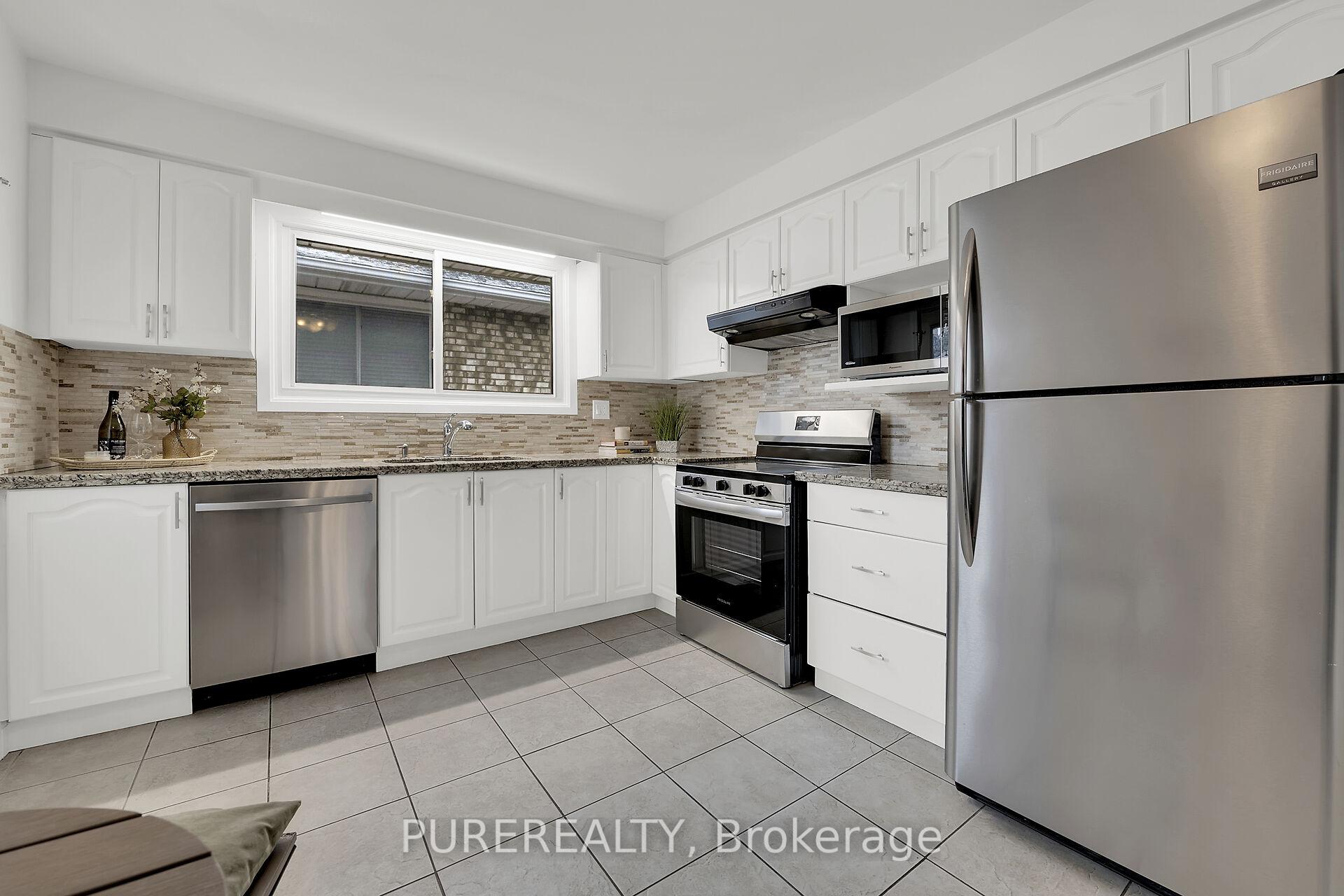 Photo 16 of 58 Quaker Crescent, Hamilton, Quinndale — HOMEH