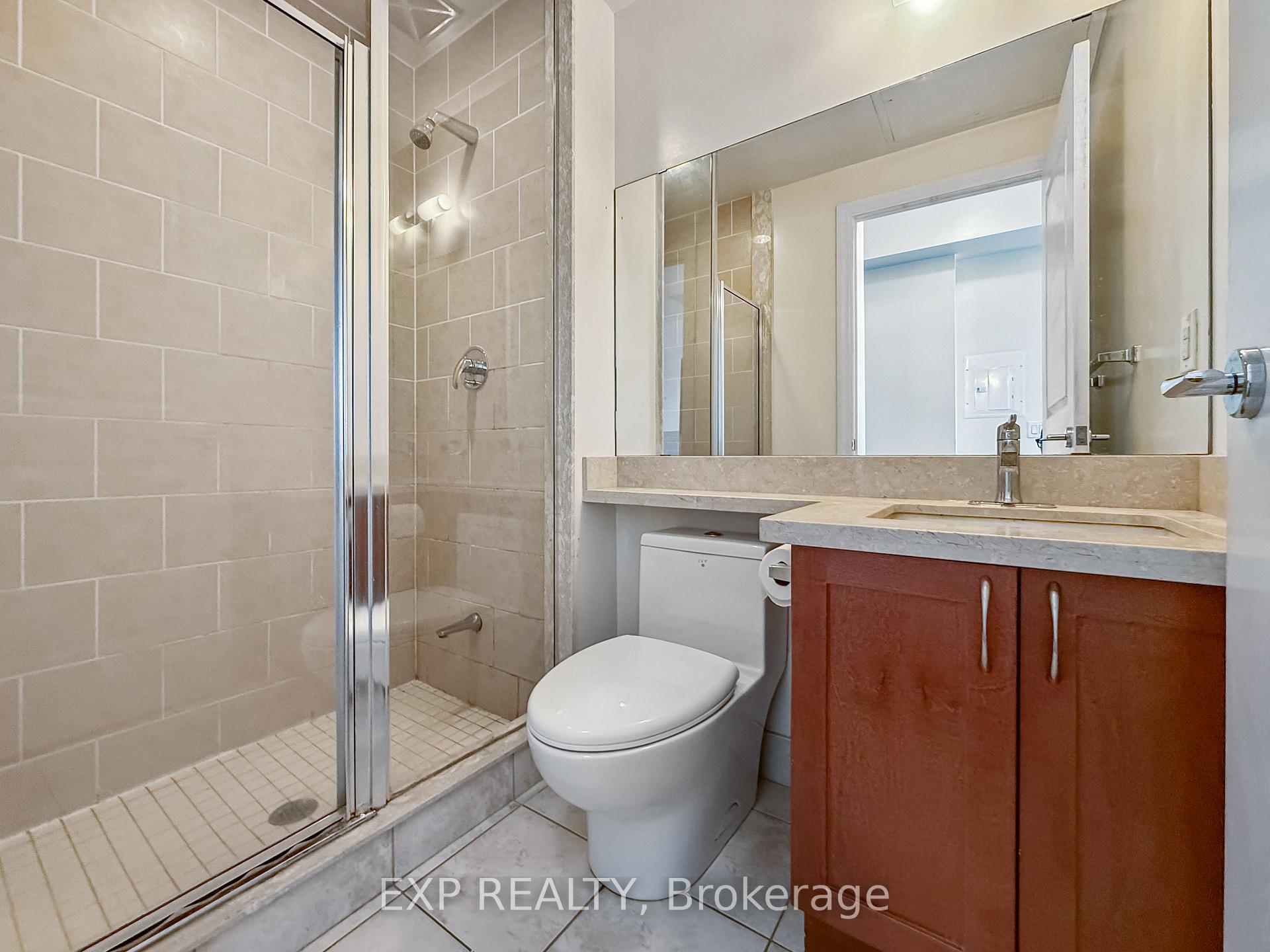 Photo 3 of Unit 702, 39 Upper Duke Crescent, Markham, Unionville — HOMEH