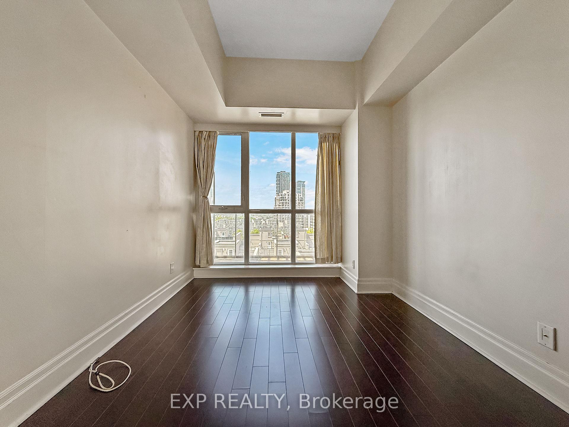 Photo 7 of Unit 702, 39 Upper Duke Crescent, Markham, Unionville — HOMEH