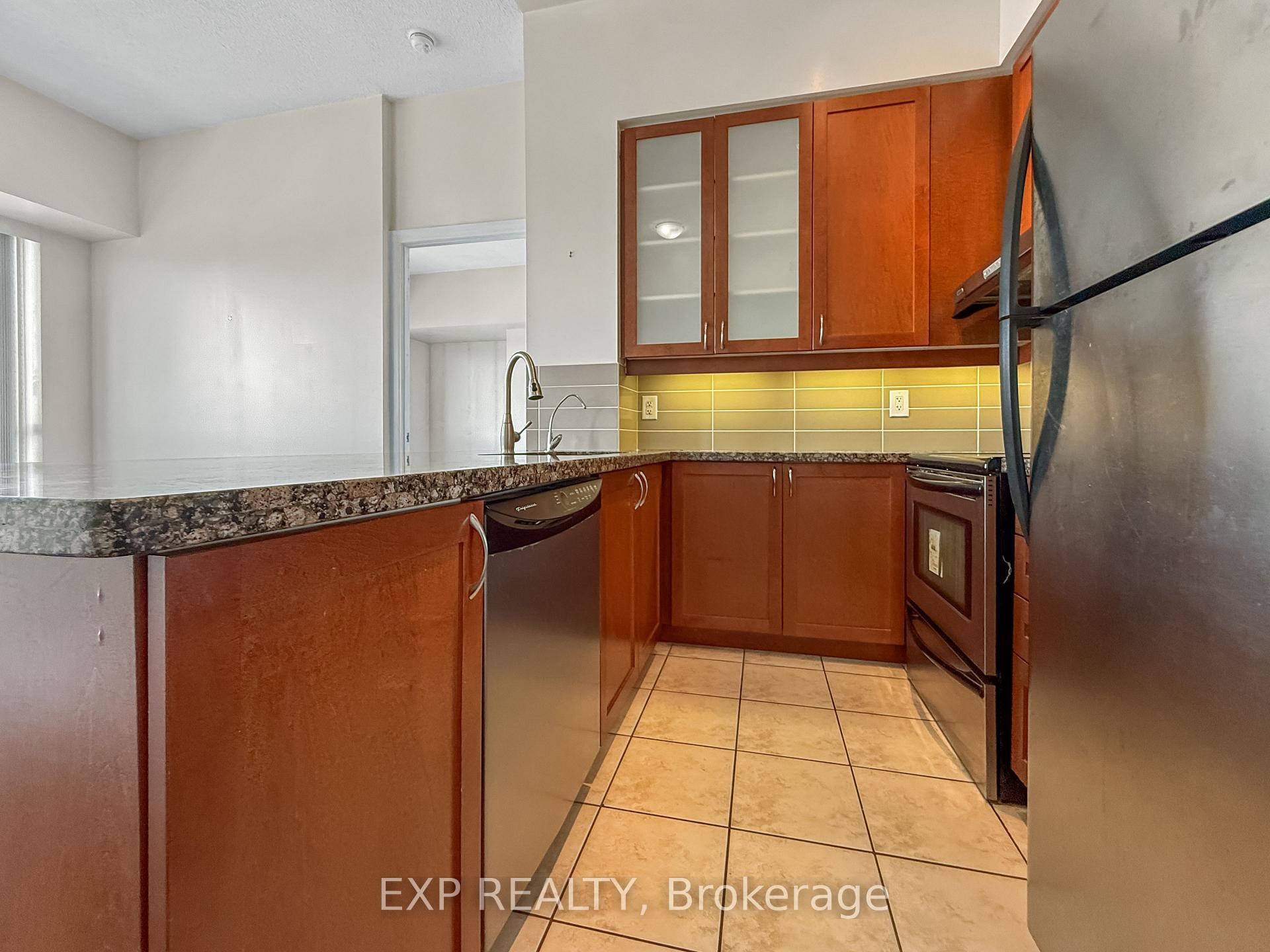 Photo 9 of Unit 702, 39 Upper Duke Crescent, Markham, Unionville — HOMEH