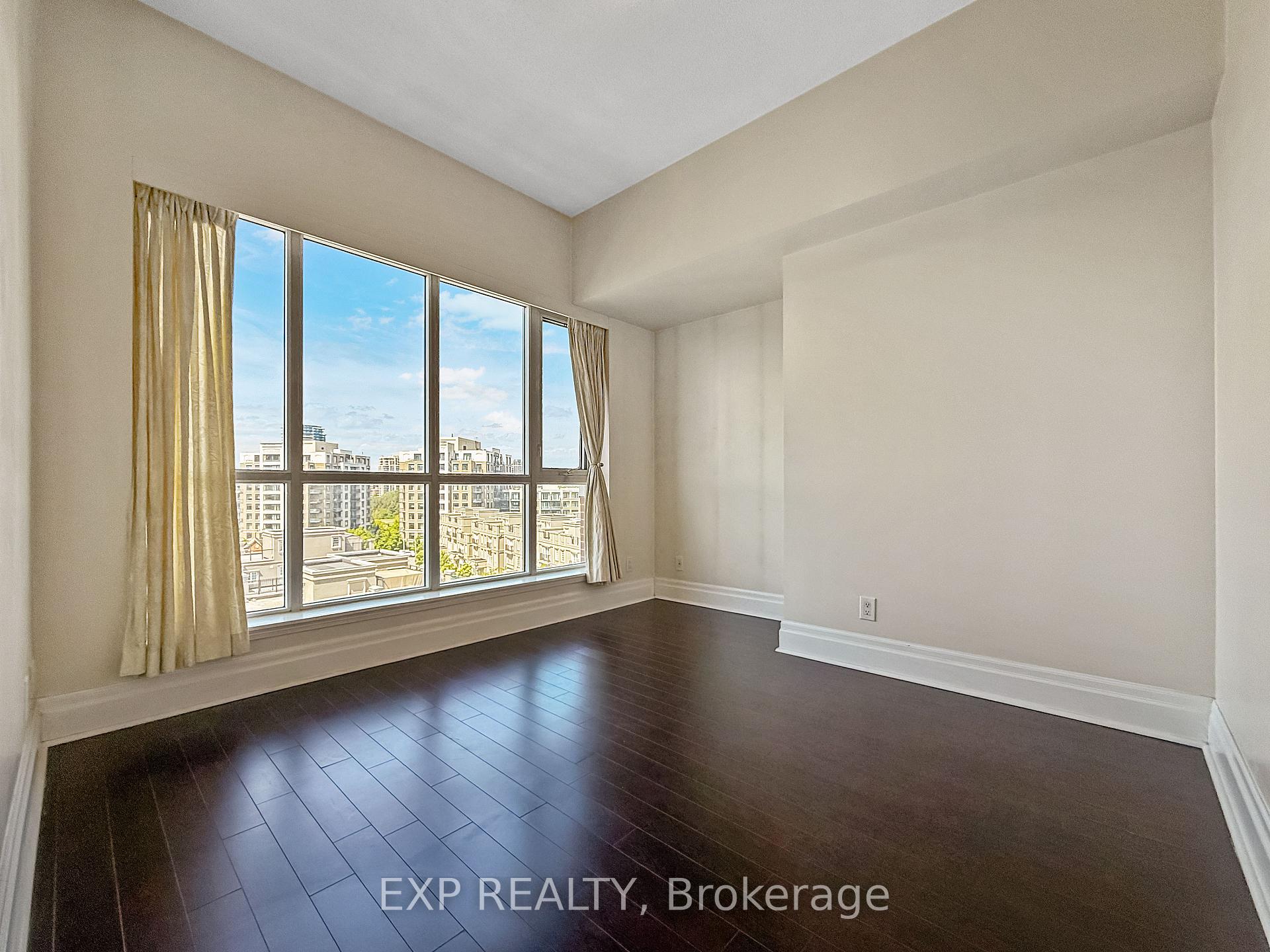 Photo 17 of Unit 702, 39 Upper Duke Crescent, Markham, Unionville — HOMEH
