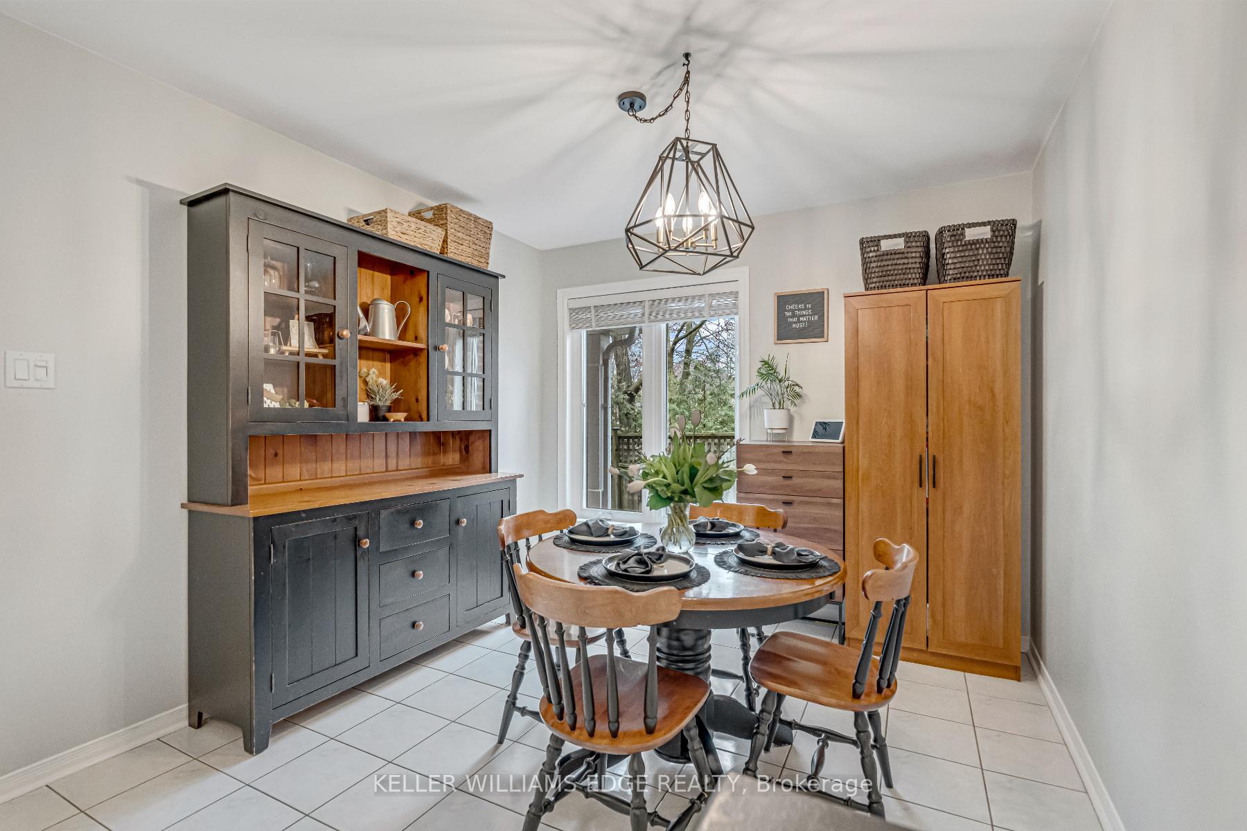 Photo 36 of 63 Harnesworth Crescent, Hamilton, Waterdown — HOMEH